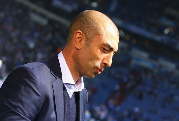 
                <strong>Roberto di Matteo</strong><br>
                Platz 7: Roberto Di Matteo mit durchschnittlich 1,48 gewonnenen Bundesliga-Punkten. Der Italiener hatte 27 Liga-Spiele Zeit, mit den "Königsblauen" Erfolge einzufahren, es blieb aber bei nur elf Siegen. Di Matteo teilt sich den Platz mit ...
              