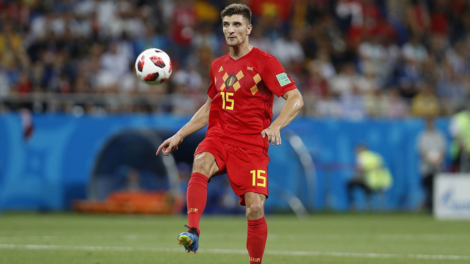 
                <strong>Meunier (Belgien)</strong><br>
                Solide Leistung von Thomas Meunier auf rechts. Dabei ist er unauffälliger, geht aber durchaus genauso in die Zweikämpfe. Nach einem Foul an Neymar sieht er Gelb und ist damit im Halbfinale gesperrt. ran-Note: 3
              