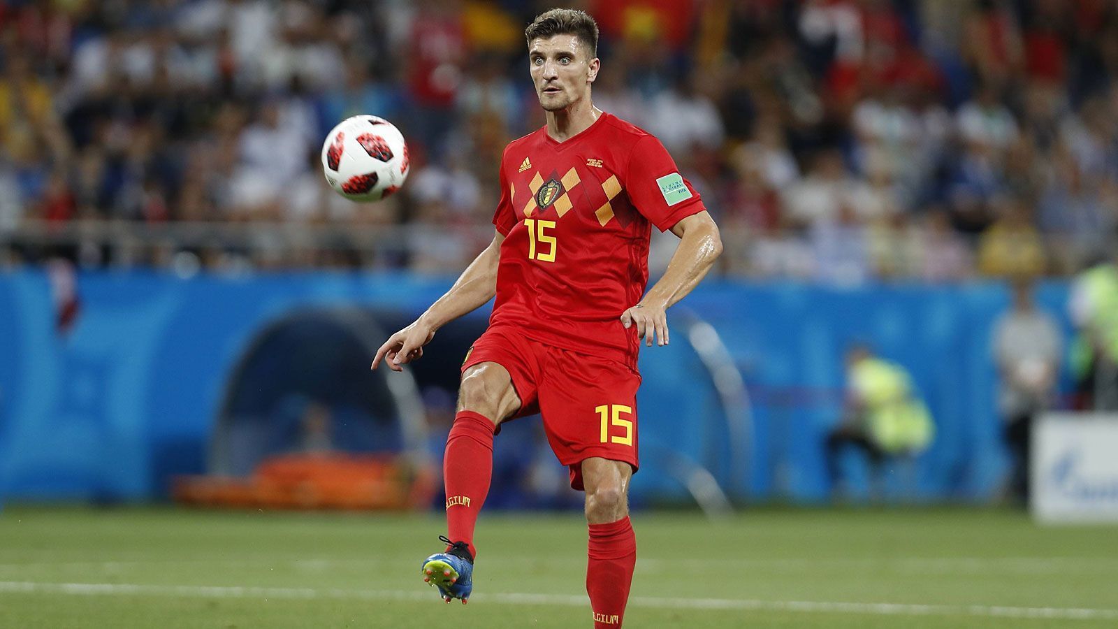 
                <strong>Meunier (Belgien)</strong><br>
                Solide Leistung von Thomas Meunier auf rechts. Dabei ist er unauffälliger, geht aber durchaus genauso in die Zweikämpfe. Nach einem Foul an Neymar sieht er Gelb und ist damit im Halbfinale gesperrt. ran-Note: 3
              