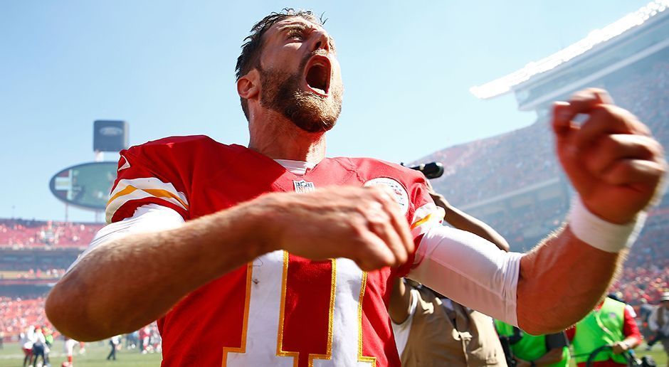 
                <strong>Kansas City Chiefs</strong><br>
                Platz 8 - Kansas City Chiefs: Was für ein Comeback! Alex Smith und die Kansas City Chiefs kämpfen sich trotz einem riesigen Rückstand gegen die San Diego Chargers zurück und sichern sich in der Overtime den Sieg. Das Team hat bewiesen, dass es auch in schwierigen Situationen die Nerven behält und seine Klasse ausspielen kann.
              