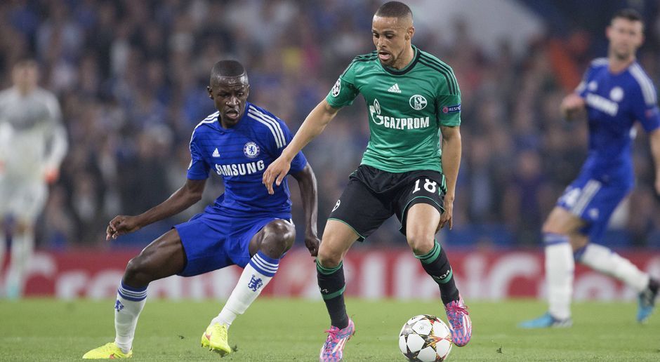 
                <strong>Sidney Sam</strong><br>
                Seitdem geht es zunächst steil bergauf: Sam spielt für Bayer und Schalke 04 in der Champions League und Europa League, absolviert außerdem fünf Spiele für die deutsche Nationalmannschaft. Dann aber der Absturz in Liga zwei, er spielt heute beim VfL Bochum.
              