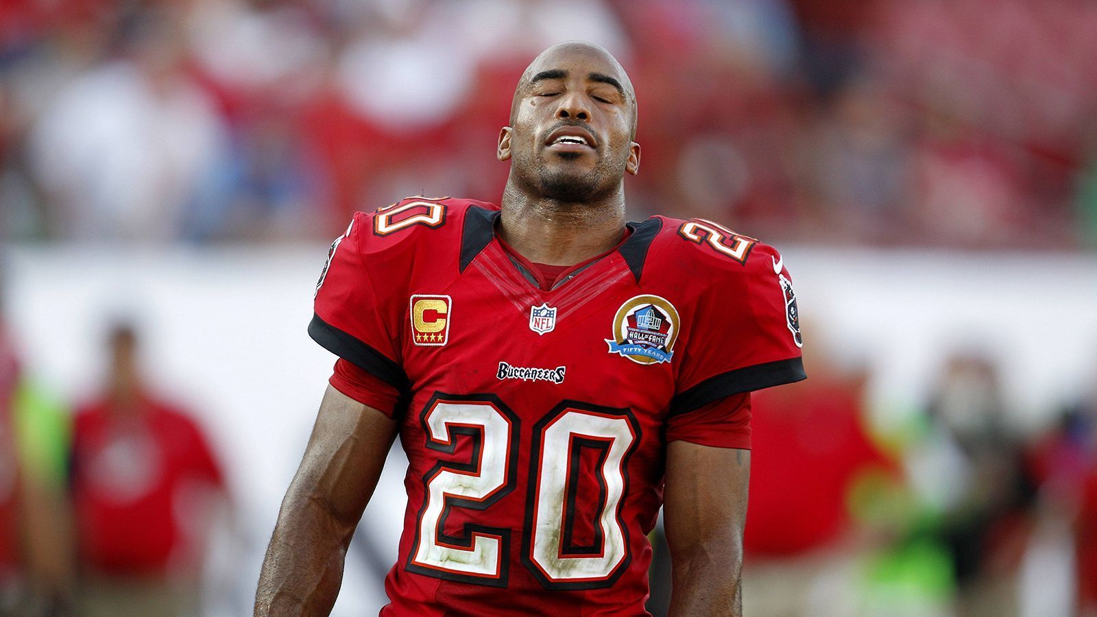 
                <strong>Tampa Bay Buccaneers</strong><br>
                &#x2022; Ronde Barber<br>&#x2022; Cornerback<br>&#x2022; Spiele: <strong></strong><br>
              