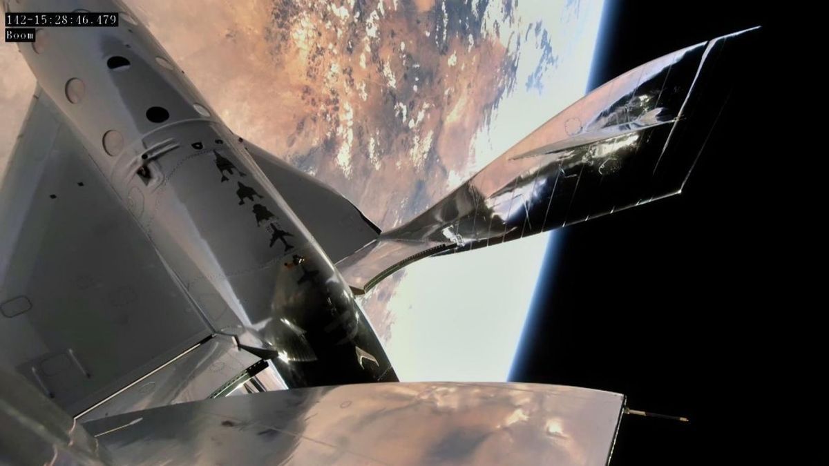 Virgin Galctic Unity 21 Vss Unity In Space Over New Mexico