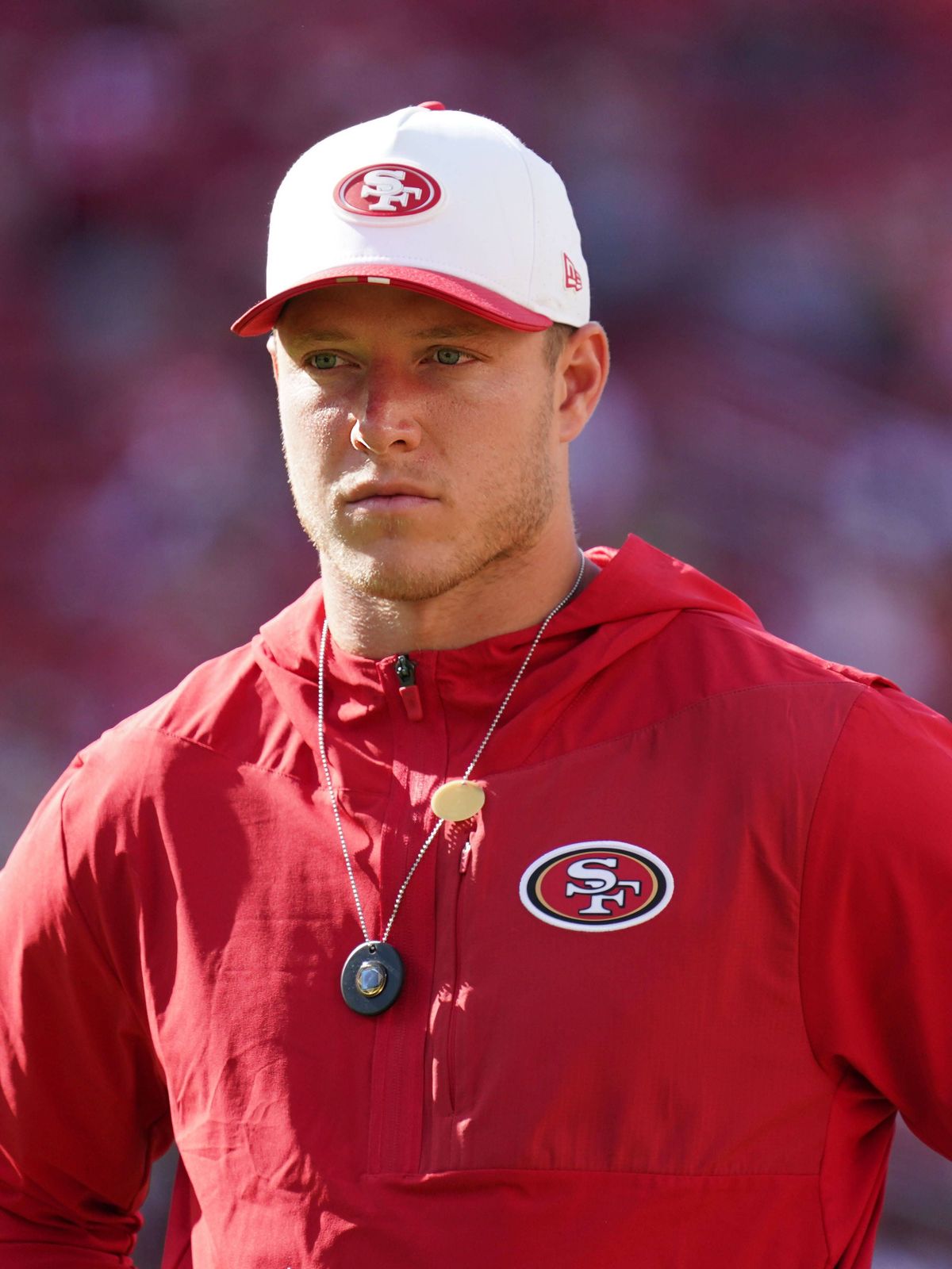 NFL, American Football Herren, USA Denver Broncos at San Francisco 49ers Aug 9, 2025; Santa Clara, California, USA; San Francisco 49ers running back Christian McCaffrey (23) warms up before the gam...