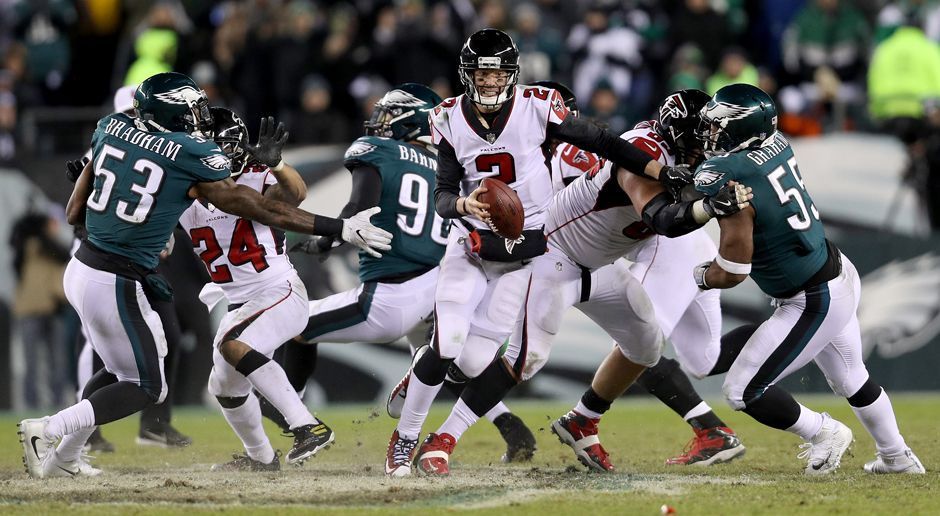 
                <strong>1. Spieltag Atlanta Falcons at Philadelphia Eagles</strong><br>
                Der Super-Bowl-Champion Philadelphia Eagles eröffnet gegen die Atlanta Falcons die NFL-Saison 2018. Die Falcons waren im Jahr zuvor im Super Bowl und verspielten damals eine große Führung. Nun nehmen die Falcons einen neuen Anlauf, nachdem sie im vergangenen Jahr im Wildcard-Game gestoppt wurden - von den Eagles.
              