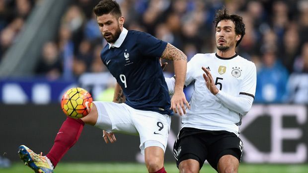 
                <strong>Olivier Giroud</strong><br>
                Olivier Giroud: Setzte die deutsche Defensive zu Beginn mit Pressing unter Druck. Konnte sich in direkten Duellen jedoch kaum durchsetzen. Machte das Tor zum 1:0. Wurde in der 69. Minute ausgewechselt. ran-Note: 3.
              