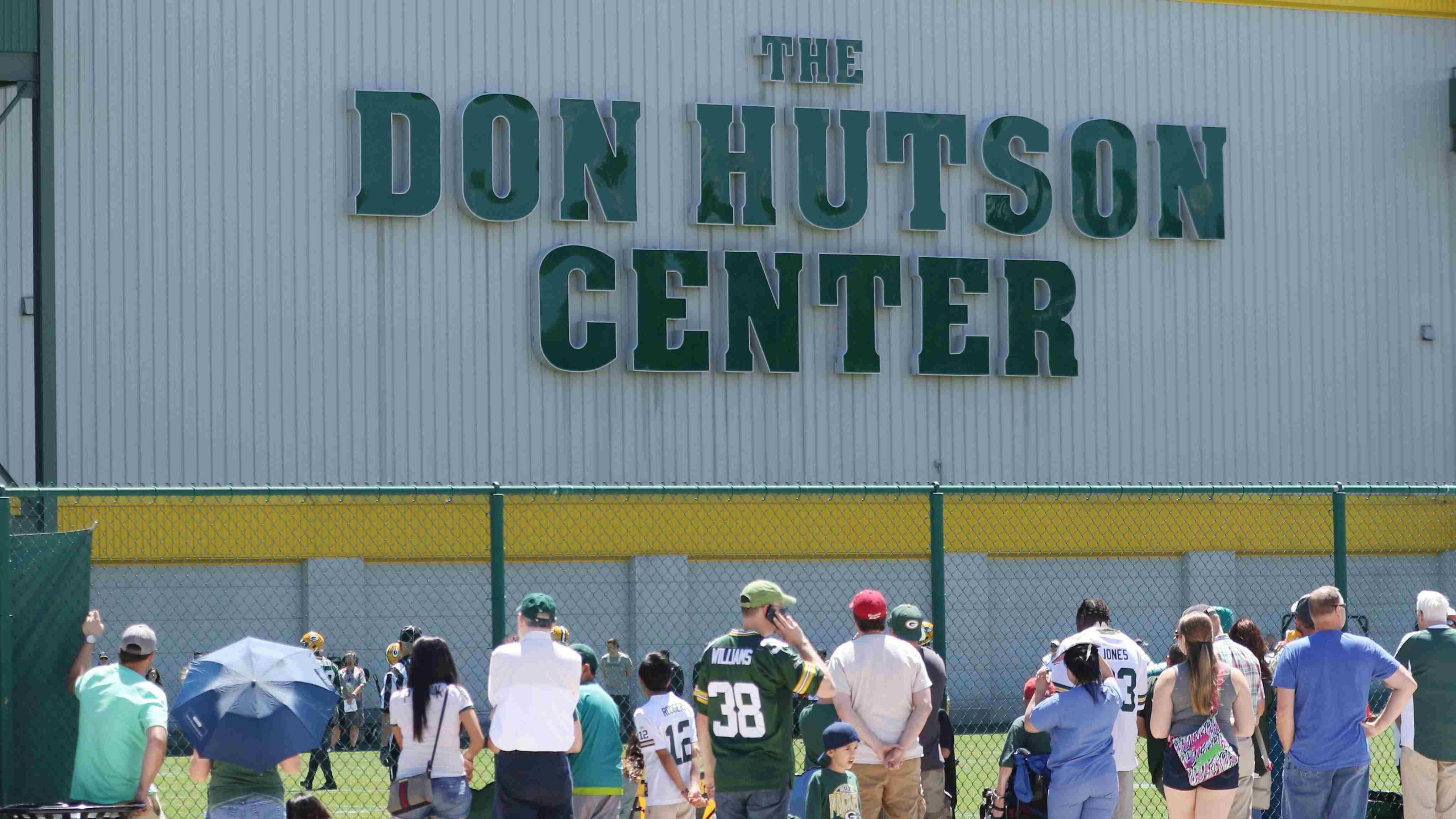 
                <strong>Green Bay Packers: Don Hutson</strong><br>
                Erzielte Touchdowns: 105Position: Wide Receiver
              
