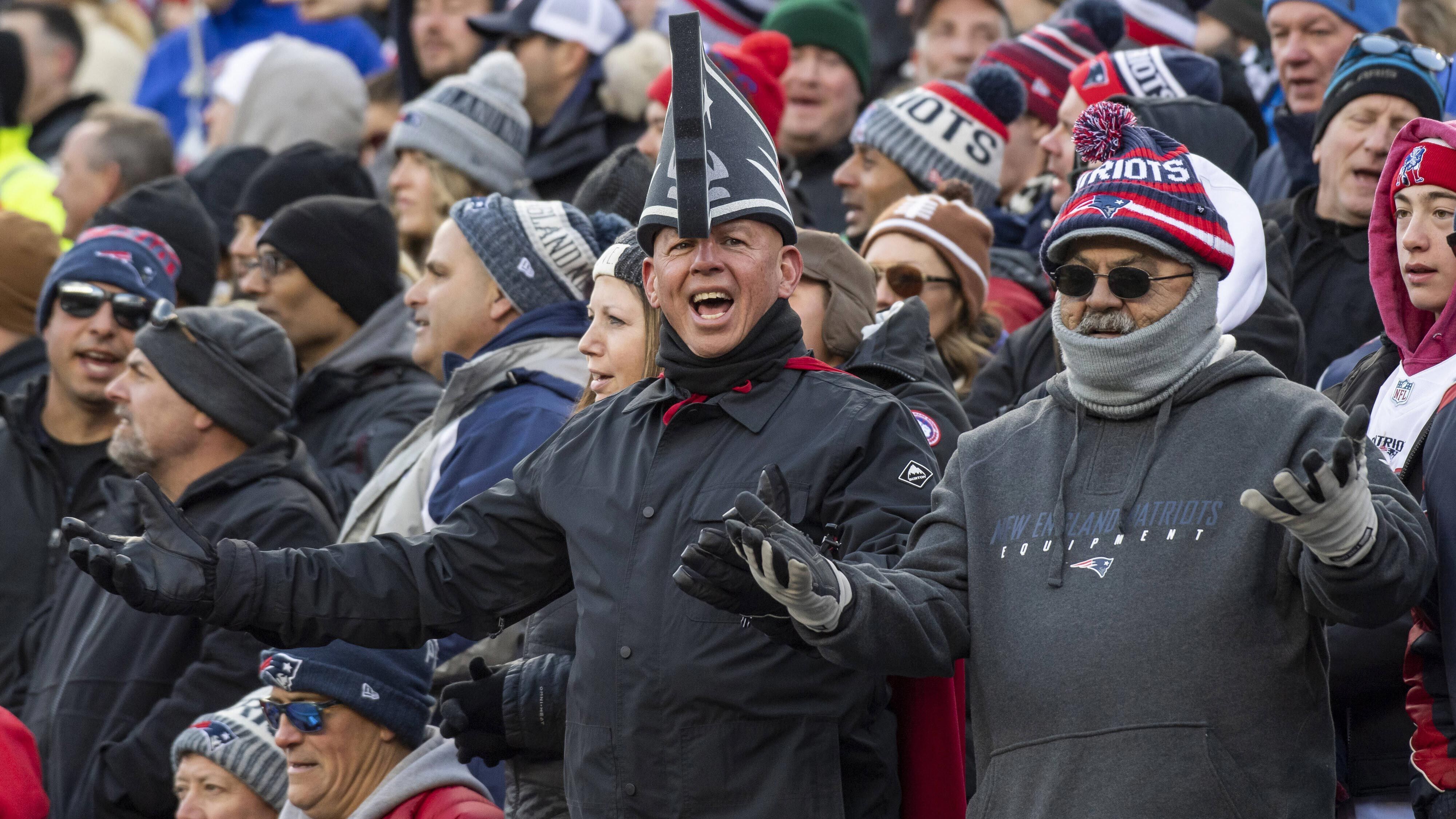 
                <strong>Platz 26: New England Patriots (Gillette Stadium)</strong><br>
                &#x2022; <strong>Zuschauerschnitt bei Heimspielen</strong>: 65.878<br>&#x2022; <strong>Totale Zuschauerzahl</strong>: 527.024<br>&#x2022; <strong>Prozentuale Auslastung</strong>: 100 Prozent<br>&#x2022; <strong>Heimspiele (Saison 2022)</strong>: 8<br>
              