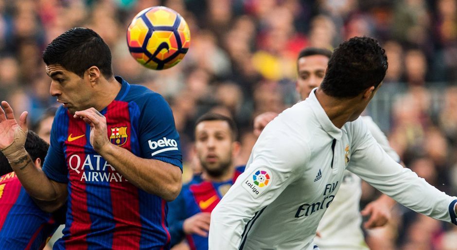 
                <strong>Raphael Varane</strong><br>
                Raphael Varane: Der Franzose erhielt den Vorzug vor Pepe und rechtfertigte Zidanes Vertrauen zunächst mit einer abgeklärten Leistung im Abwehrzentrum. Jedenfalls zu Beginn: Denn in der 53. Minute hinderte er Luis Suarez nicht am Kopfball zur Barca-Führung. ran-Note: 3,5
              