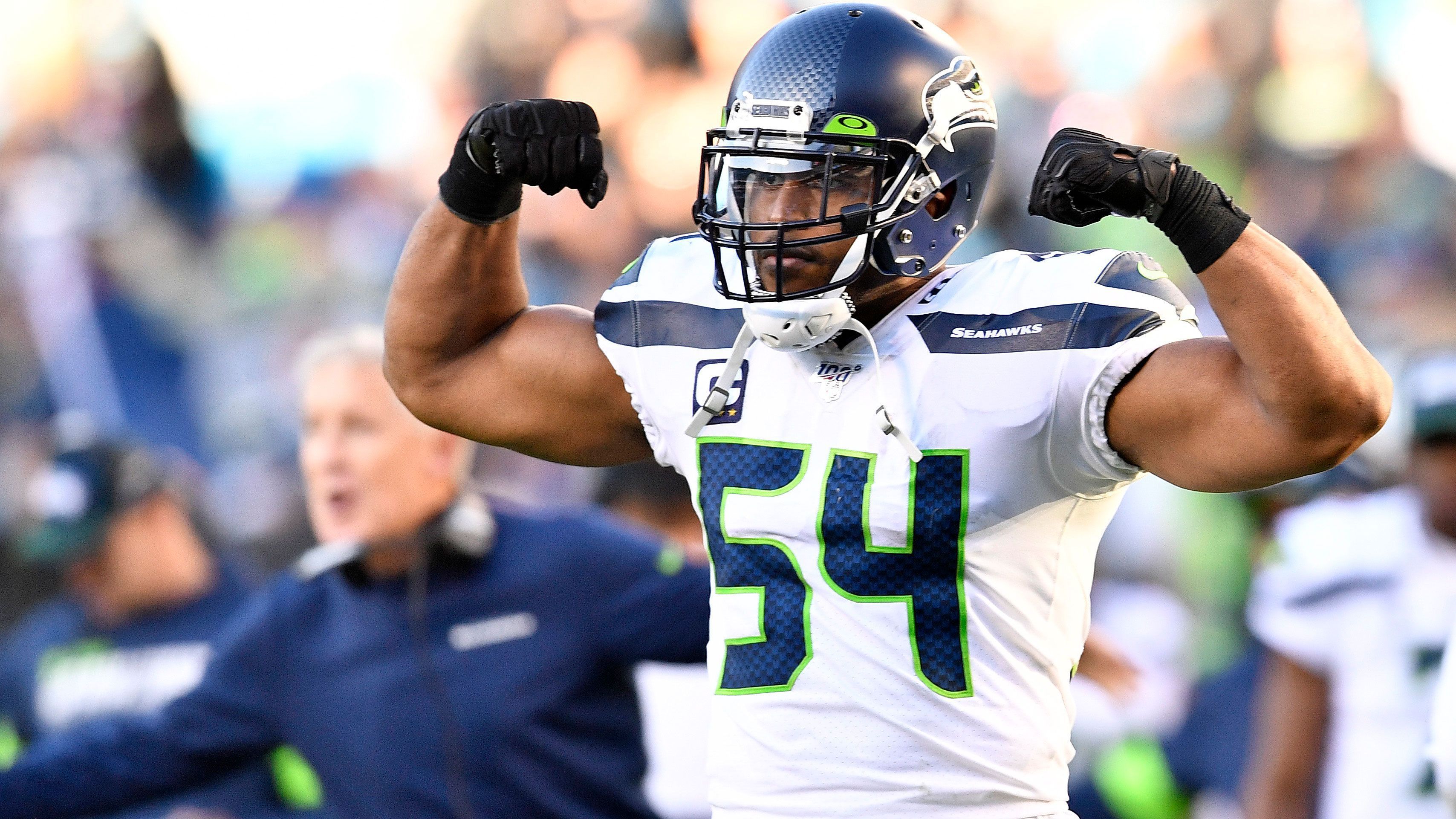 
                <strong>Linebacker: Bobby Wagner (Seattle Seahawks)</strong><br>
                Bobby Wagner ist einer der besten Middle Linebacker der letzen Jahre. Die Seattle Seahawks ließen sich seine Vertragsverlängerung 2019 schlappe 54 Millionen US-Dollar kosten. Pro Jahr verdient Wagner rund 18 Millionen bei den Hawks.
              