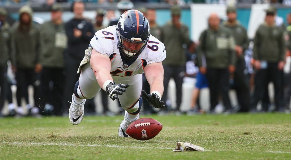 
                <strong>Matt Paradis</strong><br>
                Center, Denver Broncos: 1127 Snaps
              