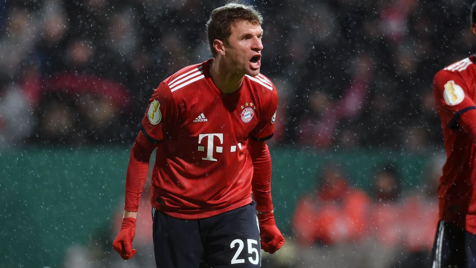 
                <strong>Platz 10 - Thomas Müller</strong><br>
                Tore im DFB-Pokal: 28Verein(e): FC Bayern München
              
