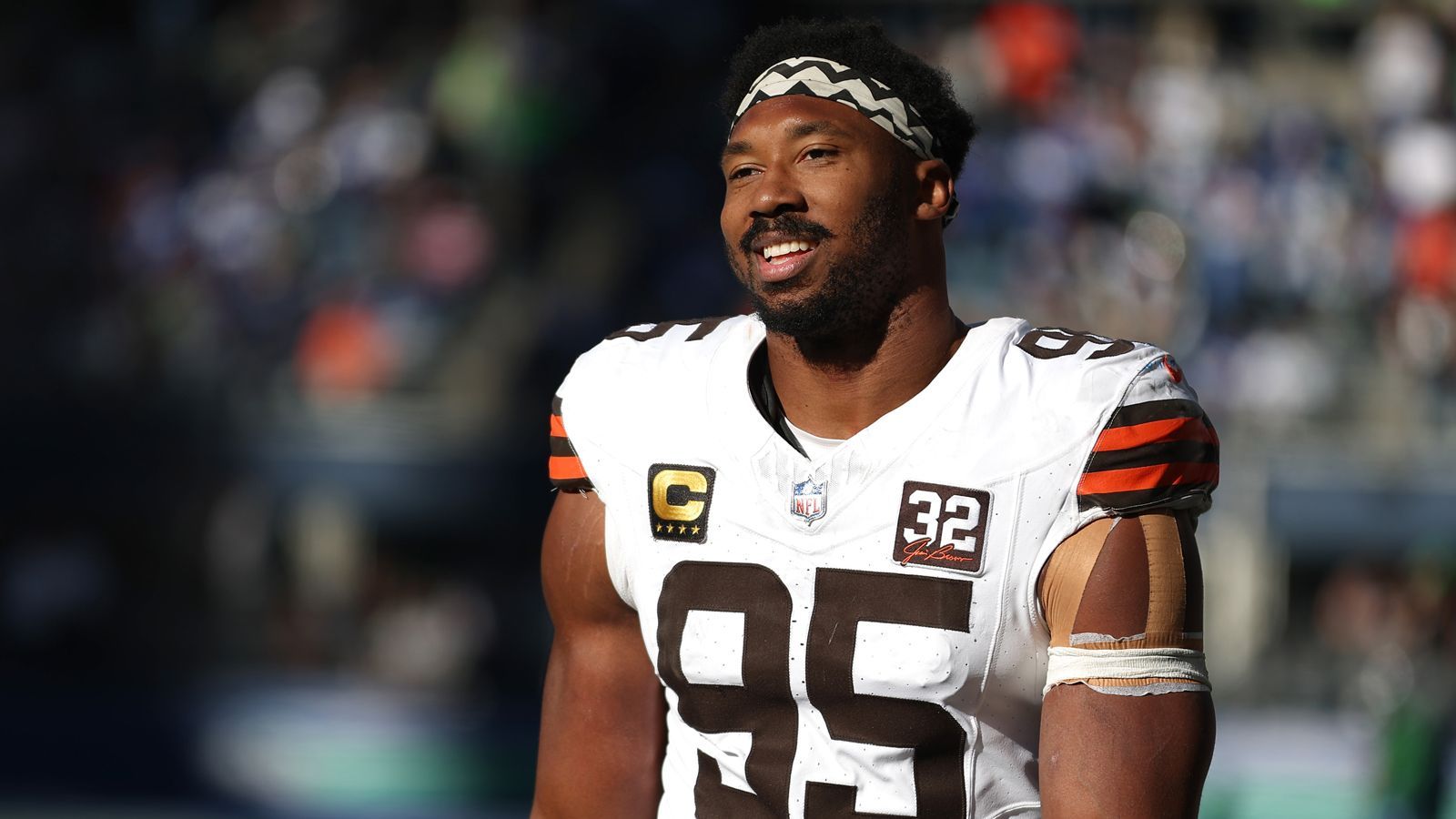 <strong>Cleveland Browns: Myles Garrett</strong><br>8,5 Sacks und vier Forced Fumbles. Und das obwohl der Defensive End bei gefühlt jeder Aktion mindestens gedoppelt wird. Er ist das Gesicht der Browns Defense, die in sämtlichen Statistiken einer der besten der NFL stellt.
