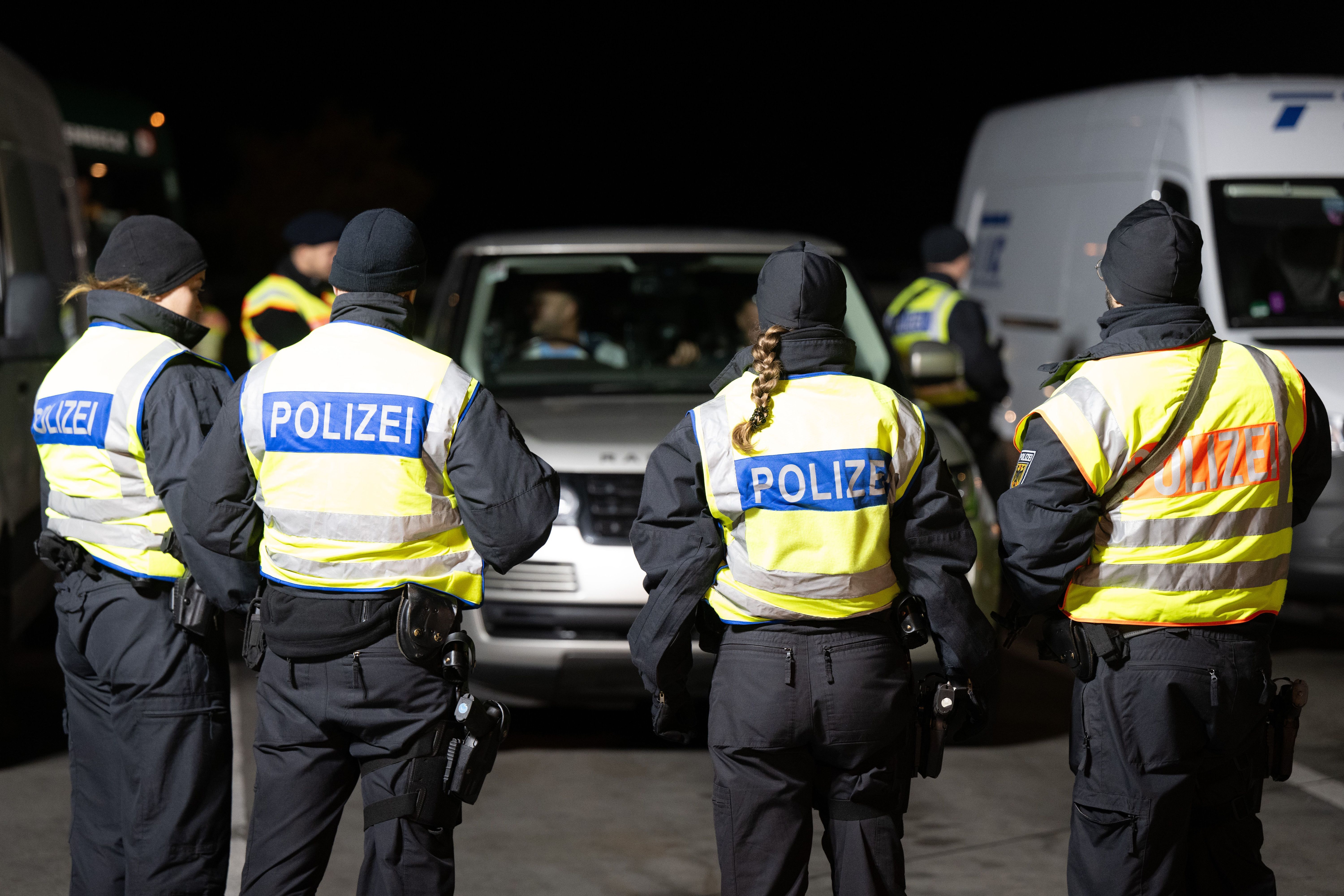 Faeser Gibt Grünes Licht: Stationäre Grenzkontrollen Im Osten Gestartet