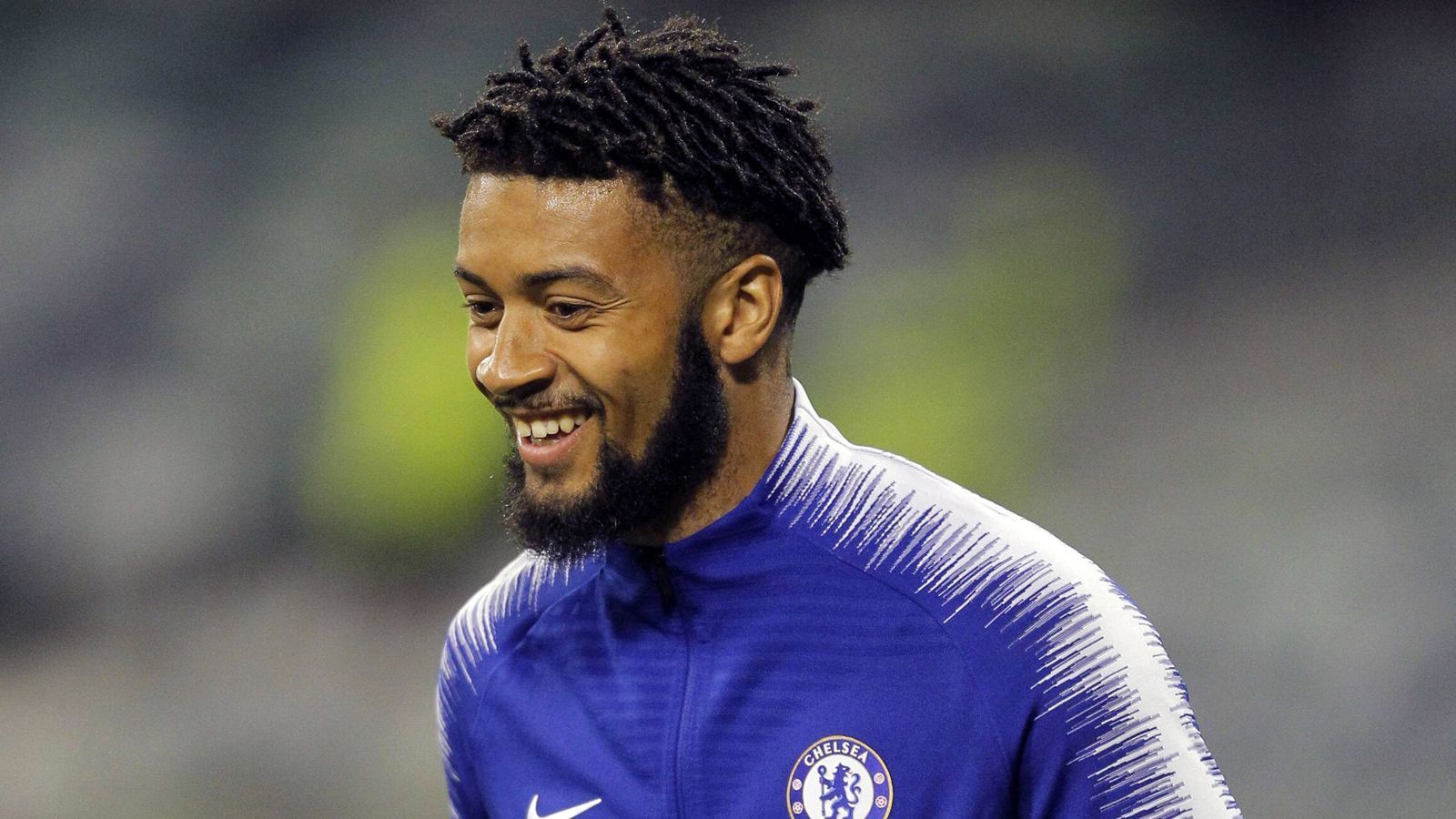 
                <strong>Michael Hector (Neuzugang FC Fulham)</strong><br>
                Der frühere Frankfurter Leihspieler Michael Hector wechselt im Januar innerhalb Englands von der Premier League in die Championship. Der Innenverteidiger verlässt den FC Chelsea endgültig und stattdessen heuert der 27-Jährige beim Londoner Zweitligisten FC Fulham an. Da Hector bei Chelsea ohnehin ohne sportliche Perspektive war, hat er schon seit September 2019 bei Fulham mittrainiert. Die Ablösesumme für den jamaikanischen Nationalspieler soll rund neun Millionen Euro betragen. 
              