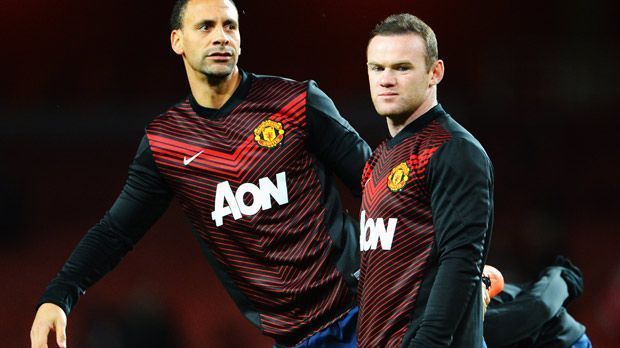 
                <strong>10 Dinge, die ihr über Wayne Rooney nicht wisst!</strong><br>
                Rooney zockt für sein Leben gerne FIFA, aber nicht mit Barcelona oder Real Madrid. Warum? Laut Wayne "ist das Betrug". Rio Ferdinand, ehemaliger Mitspieler in Manchester, behauptet, dass Rooneys Ehrgeiz so weit geht, dass vor Wut sogar Controller zertrümmert werden.
              