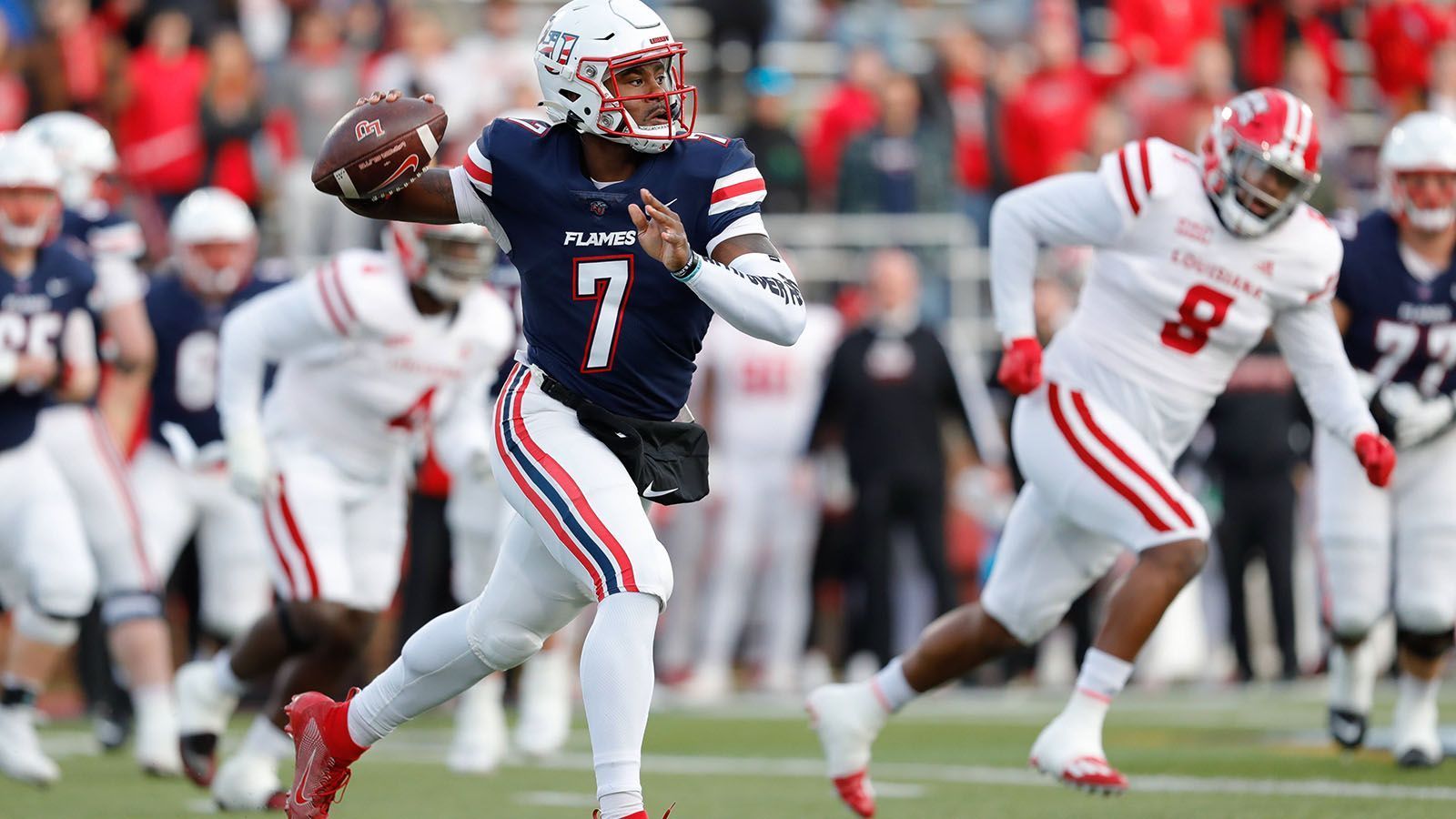 
                <strong>8. Pick: Atlanta Falcons - Malik Willis</strong><br>
                &#x2022; Quarterback<br>&#x2022; Liberty<br>
              