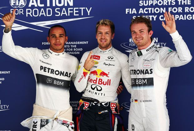 
                <strong>Deutscher Samstag</strong><br>
                Aus deutscher Sicht ist es ein erfolgreicher Tag: Neben Sebastian Vettel (Platz 1) schlagen sich auch Nico Rosberg (Platz 2) und Nico Hülkenberg (Platz 7) mehr als achtbar und gehen mit guten Aussichten in den Rennsonntag
              