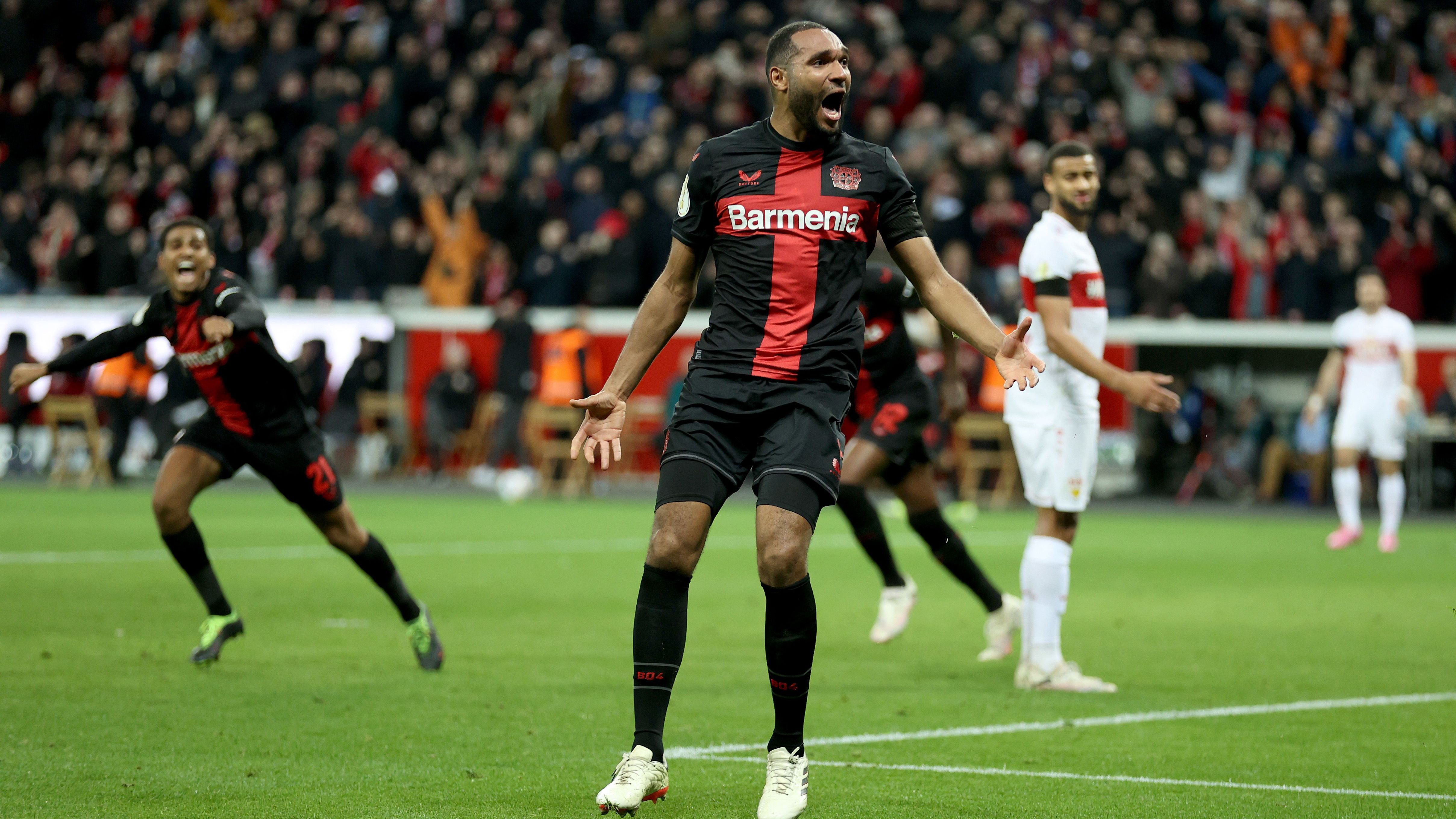 <strong>Jonathan Tah (Bayer Leverkusen)</strong><br>Bis Sommer 2023 hätte offenbar auch der deutsche Nationalspieler seinen Verein per Ausstiegsklausel verlassen können. 18 Millionen Euro waren damals im Gespräch. Im Winter gab es dann Gerüchte um einen Wechsel zu den Bayern. Jetzt ist Tah immer noch in Leverkusen und könnte mit Bayer bald Meister werden. Eine Entscheidung über seine Zukunft dürfte dennoch bald akut werden.