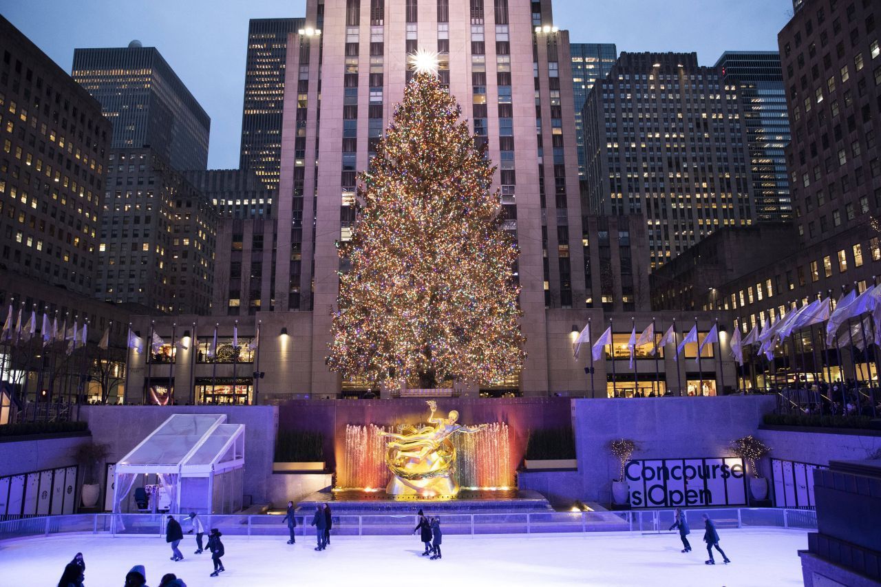 Er ist wohl der berühmteste Christbaum der Welt: Zum 89. Mal feiern die New Yorker das "Christmas tree lightning" vor dem Rockefeller Center.
