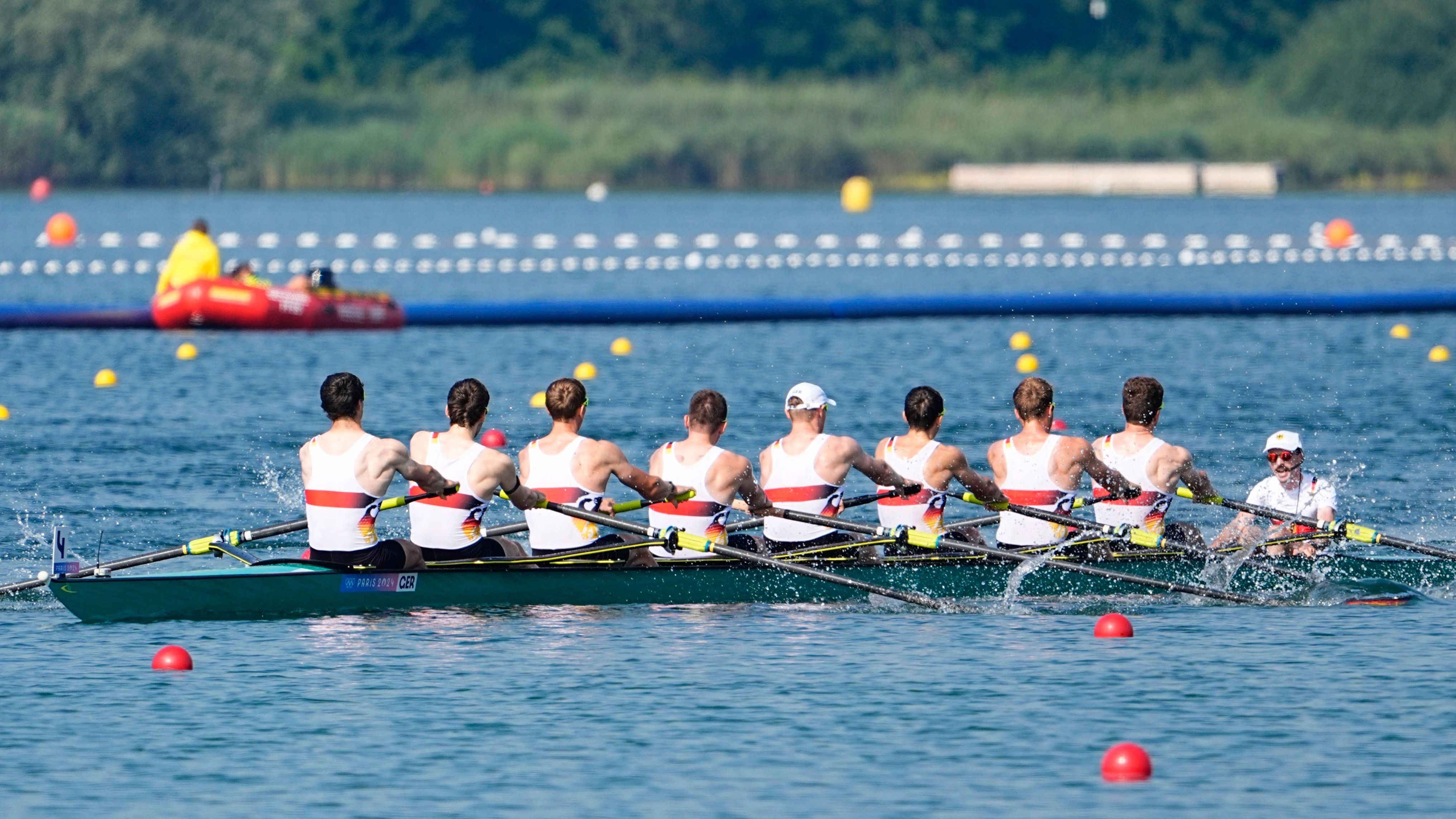 <strong>Verlierer: Deutschland-Achter</strong><br>Ernüchterung für das deutsche Ruder-Aushängeschild. Das erste Mal seit 16 Jahren ging der Achter bei Olympischen Spielen leer aus. Das Boot um den neuen Schlagmann Torben Johannesen landete im Finale nur auf dem vierten Platz. Mit 4,52 Sekunden Rückstand aufs Treppchen wurde die erhoffte Medaille deutlich verpasst.