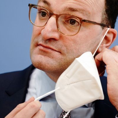 Ex-Bundesgesundheitsminister Spahn mit FFP2-Maske