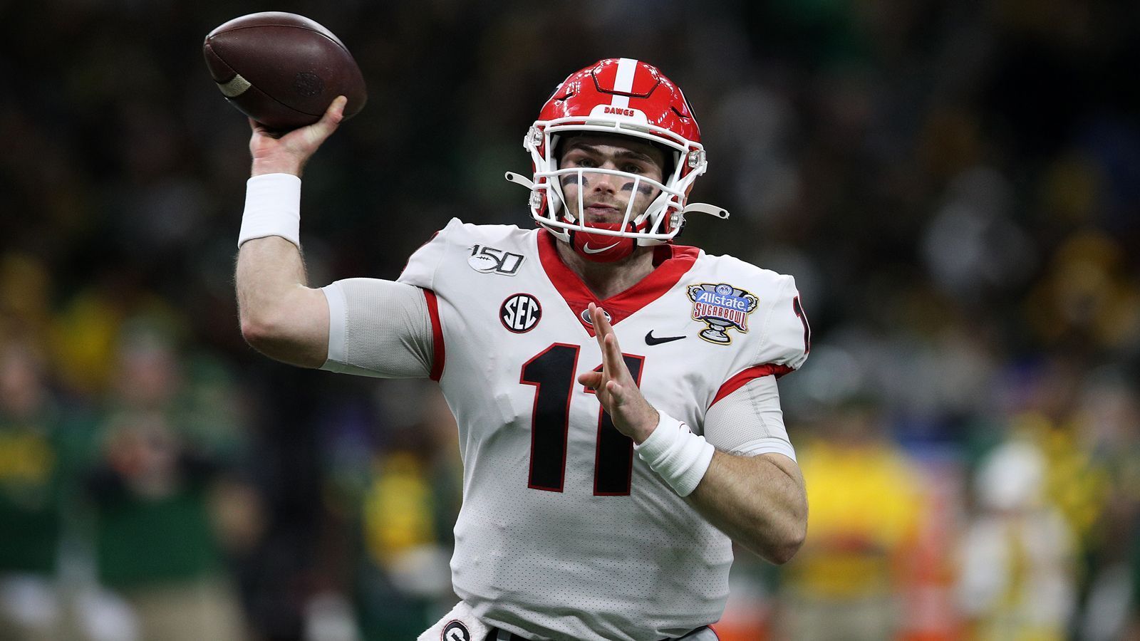 
                <strong>Verlierer: Jake Fromm (Quarterback, Georgia Bulldogs)</strong><br>
                Quarterback Jake Fromm konnte beim Combine nur begrenzt überzeugen. Einige seiner Würfe flatterten gehörig. Zudem dürfen berechtigte Zweifel an seiner Wurfkraft geäußert werden. Bei den tiefen Pässen kam der ehemalige Bulldog bei Weitem nicht an die Konkurrenz um Herbert und Washingtons Jacob Eason ran - sowohl was Weite als auch Präzision betraf.
              