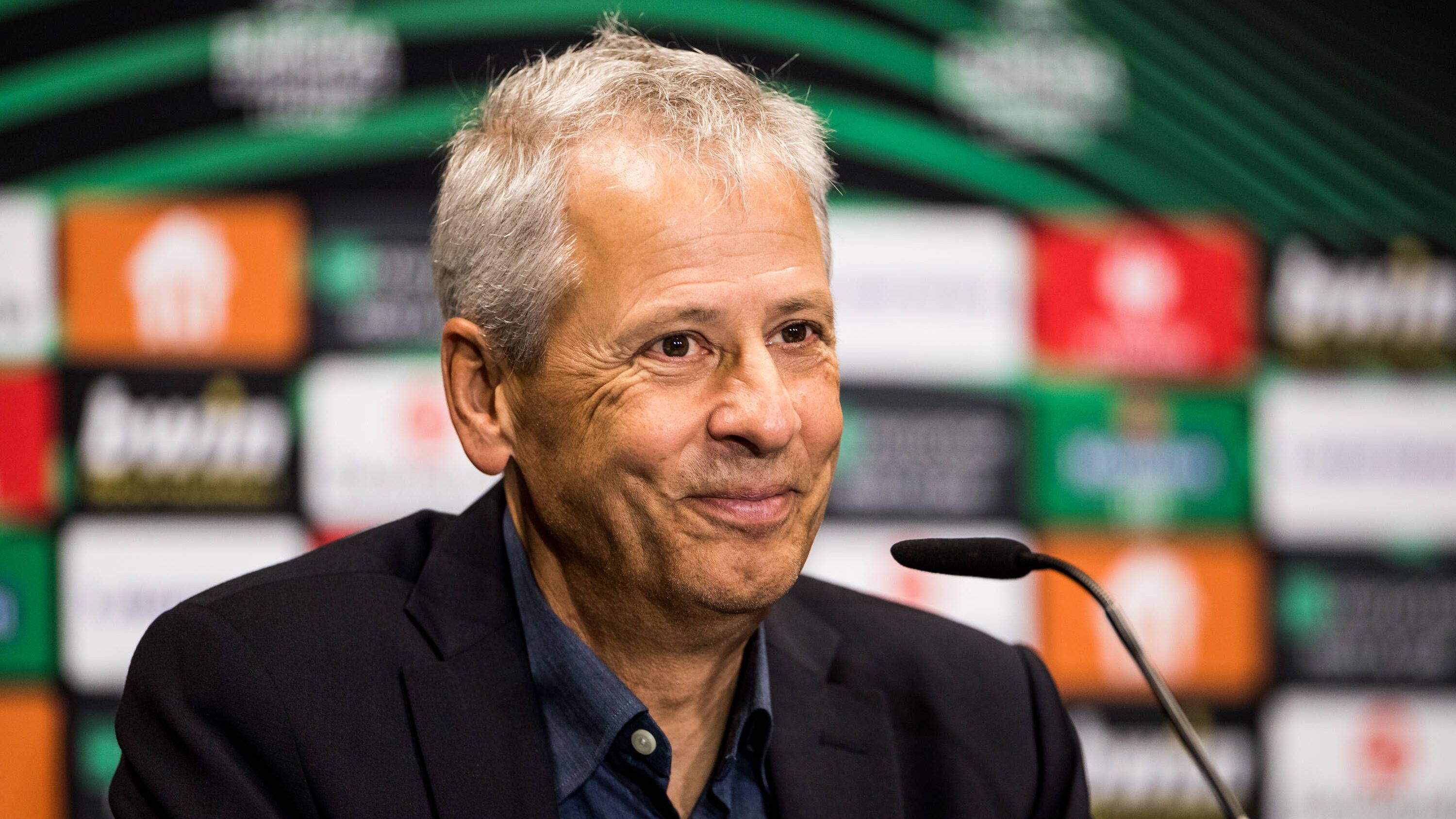 <strong>Lucien Favre </strong><br>Der langjährige Bundesliga-Trainer Lucien Favre (Hertha BSC, Borussia Mönchengladbach, Borussia Dortmund) wurde vor mehreren Monaten als möglicher Nachfolger von Edin Terzic beim BVB genannt. Der blieb jedoch im Amt. Kurze Zeit nach seinem Aus bei OGC Nizza vor einem knappen Jahr gab es Berichte, wonach Favre über ein Karriereende nachdenkt. Offiziell ist das aber nicht.