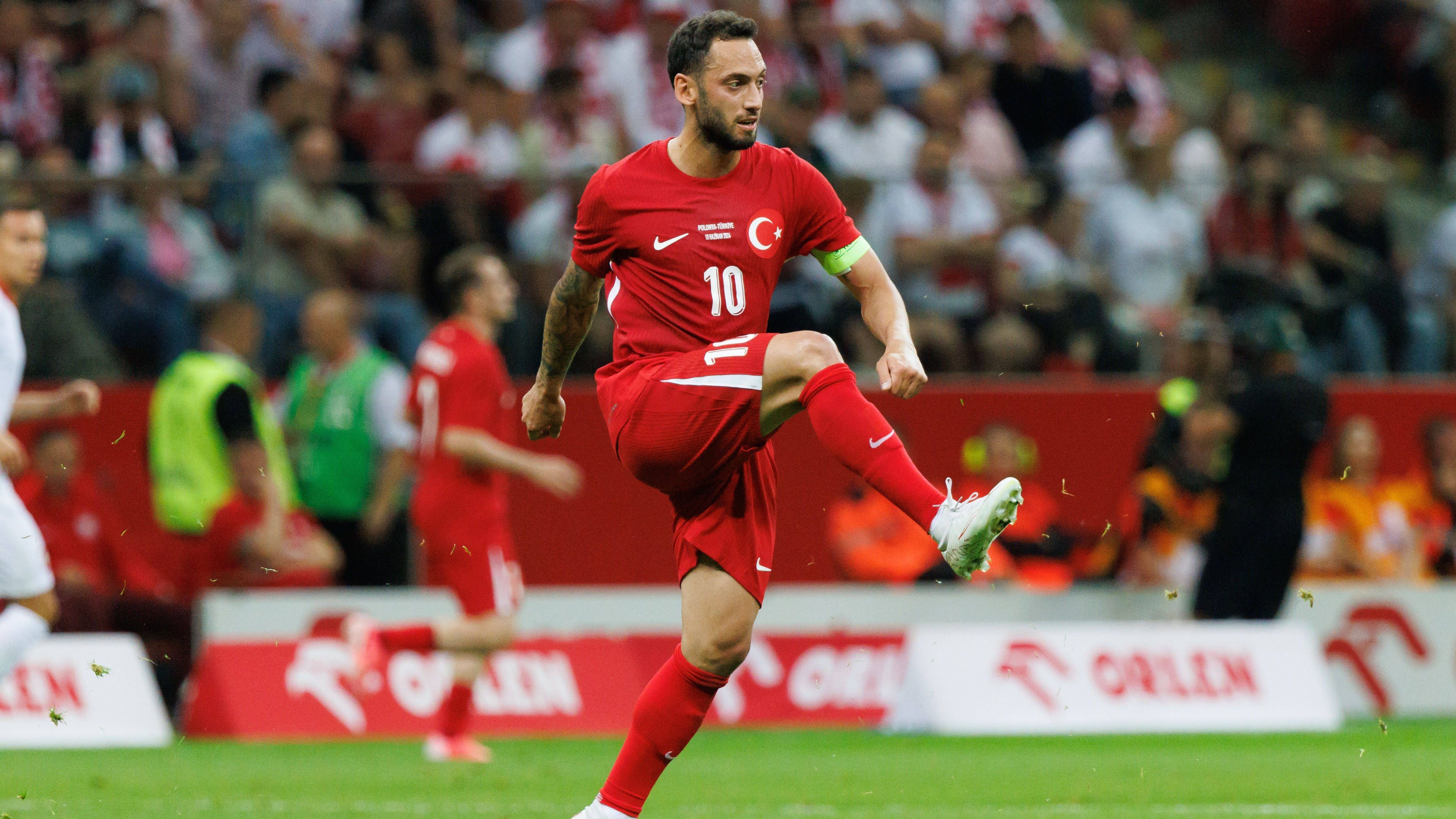 <strong>Türkei</strong><br>Hakan Çalhanoğlu (Inter Mailand)