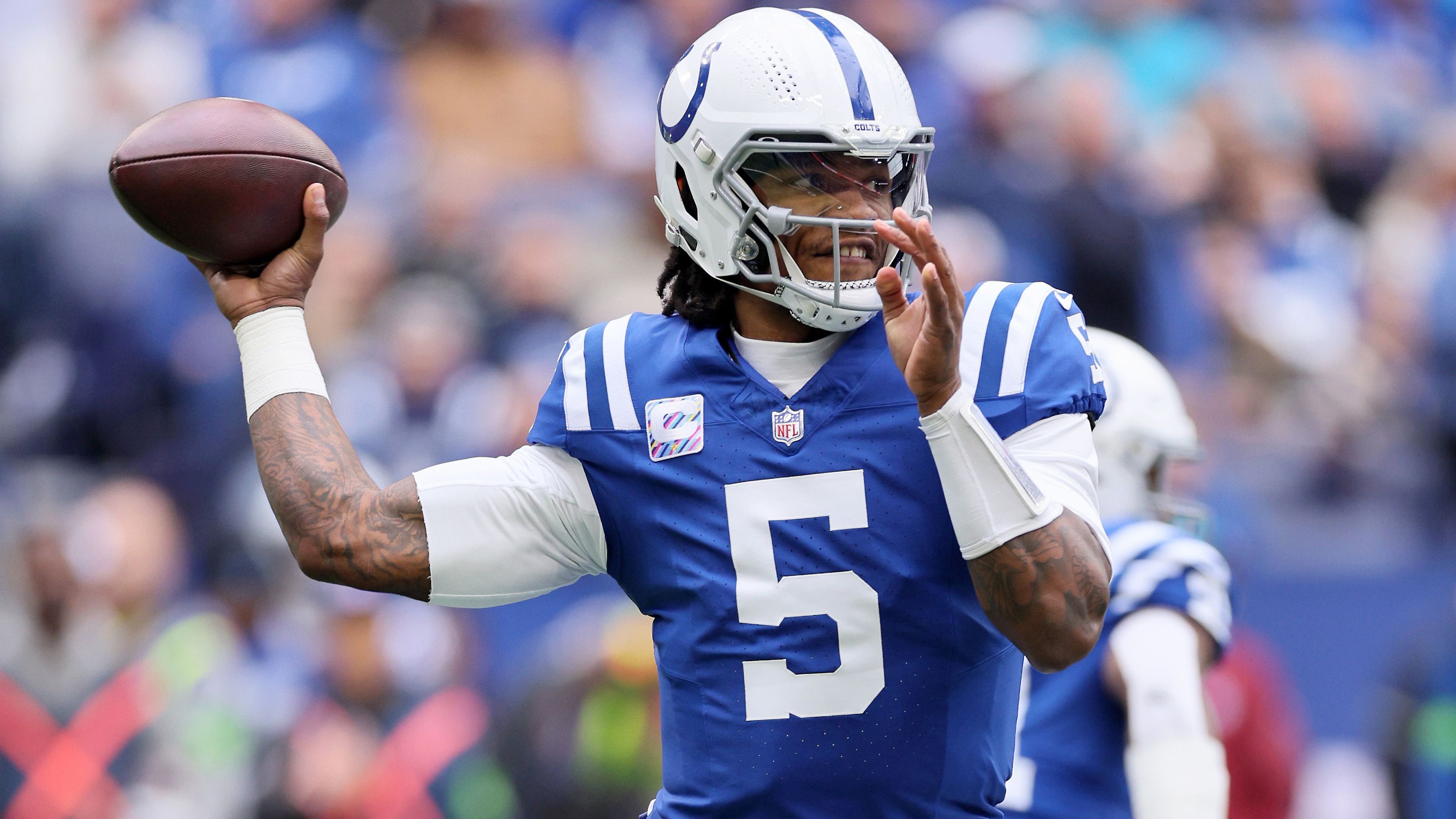 <strong>Indianapolis Colts: Anthony Richardson (Quarterback)</strong><br>Nur vier Spiele bestritt Anthony Richardson bis zu seiner folgenschweren Schulterverletzung. Was er bis dahin zeigte, war allerdings sehr vielversprechend. Seine Rolle als Starting Quarterback der Colts ist absolut unumstritten, weshalb der Durchbruch hier klar vorgezeichnet ist - sofern der lauffreudige Quarterback verletzungsfrei bleibt.