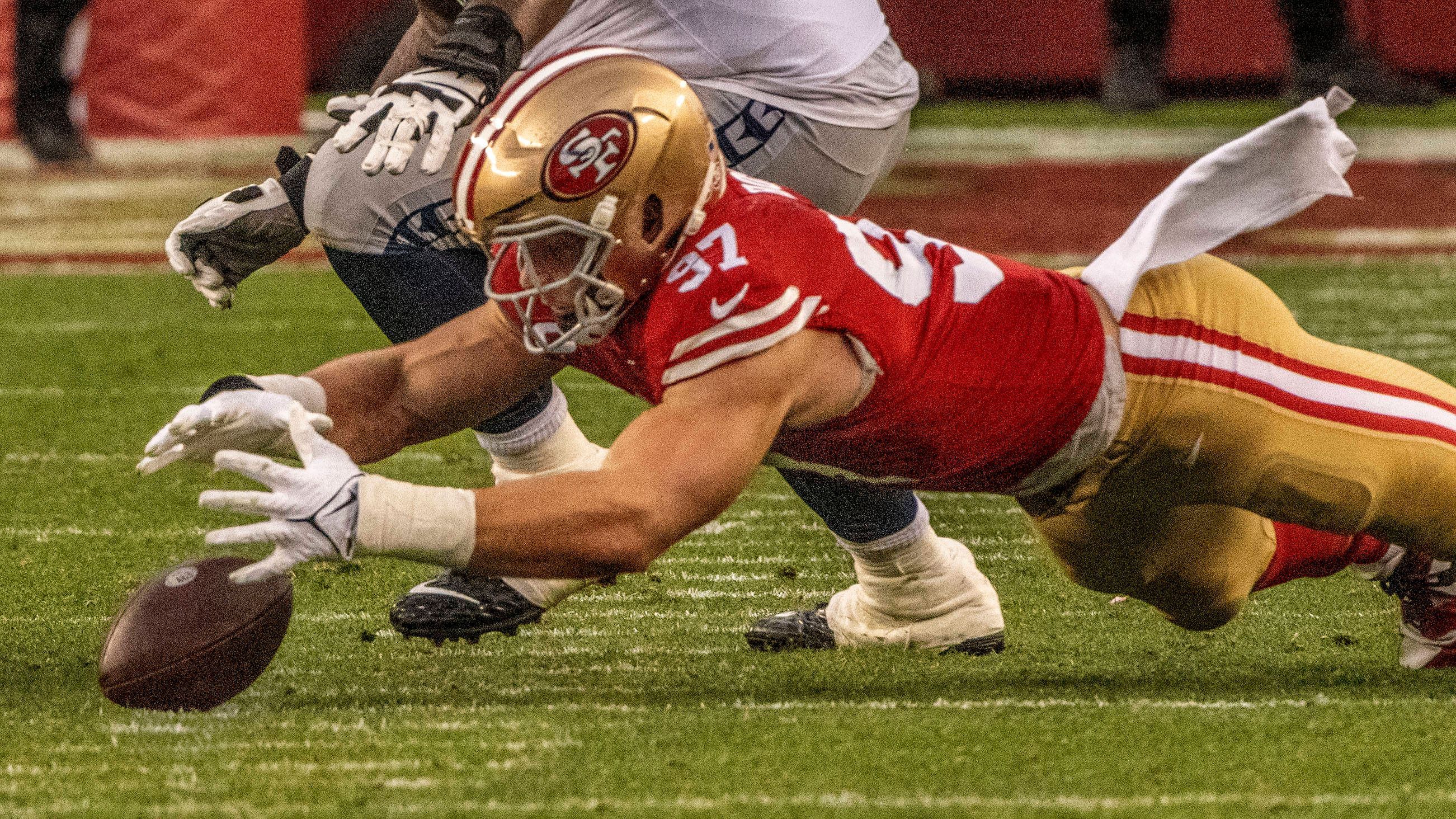 <strong>San Francisco 49ers: Natürlicher Rasen</strong><br>Im Levi’s Stadium wird auf einer Mischung zweier Naturrasenvarianten, der "Bermuda Grass, Perennial Ryegrass Mixture", gespielt.