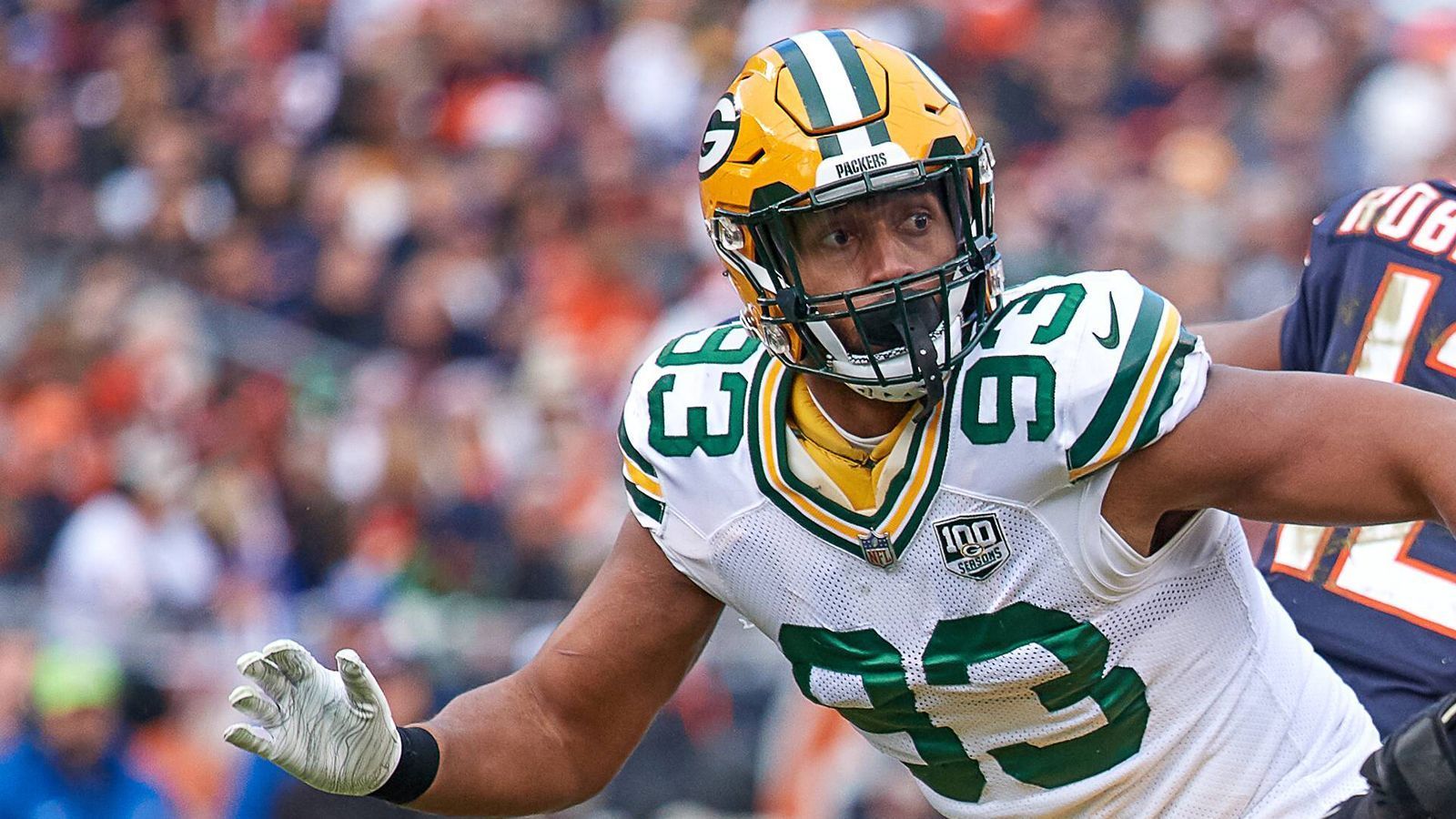 
                <strong>Marquez Valdes-Scantling</strong><br>
                Der Fünftrundenpick aus dem Draft 2018 lieferte eine vielversprechende Rookie-Saison ab: 16 Spiele, zehn Starts, 38 Receptions für 581 Yards und zwei Touchdowns. Vor dem Start der Saison 2019 wurde er sogar von Rodgers persönlich hervorgehoben und ausdrücklich gelobt. Viele trauten ihm Valdes-Scantling in seinem zweiten Jahr den Durchbruch zu - was folgte war enttäuschend. Er besitzt eine hervorragende Athletik, schafft es aber zu selten Platz zwischen sich und seinem Verteidiger zu schaffen. Insgesamt lieferte Valdes-Scantling 2019 rund zehn Catches und 120 Yards weniger als in seiner Rookie-Saison. In den Playoffs war er überhaupt kein Faktor. 
              