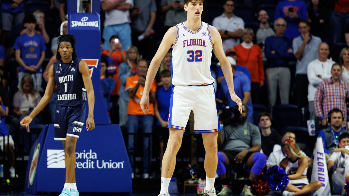 NCAA, College League, USA Basketball: North Florida at Florida Nov 6, 2025; Gainesville, Florida, USA; Florida Gators center Olivier Rioux (32) defends while North Florida Ospreys forward BJ Plumme...