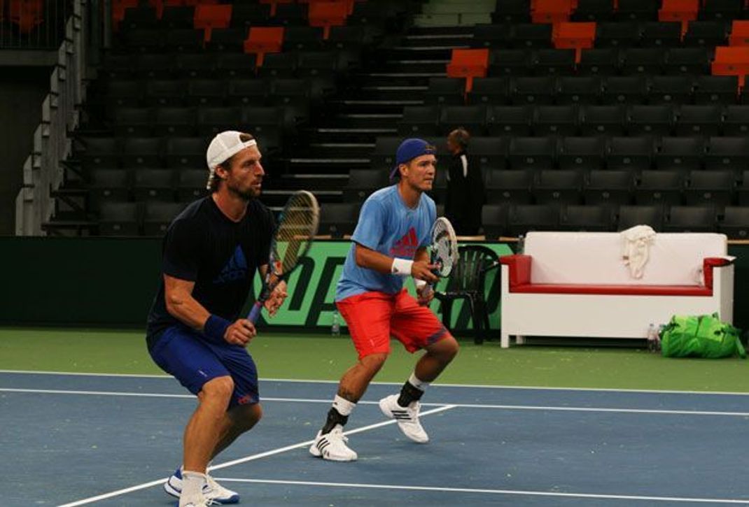 Andre Begemann (links) und Doppelpartner Martin Emmrich beim Training.