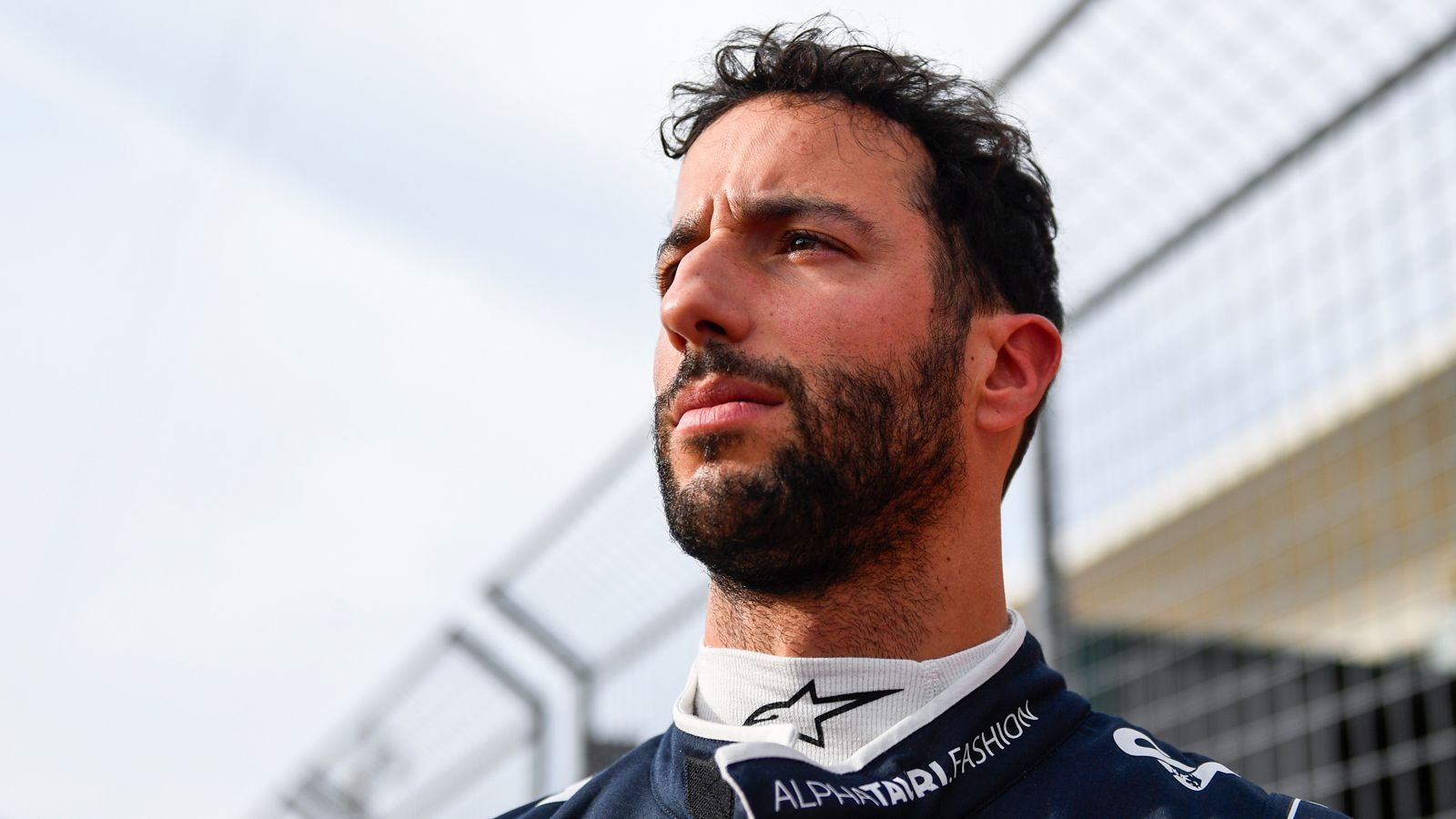 <strong>Platz 14: Daniel Ricciardo (Alpha Tauri)</strong><br>DannyRic blieb wie sein Teamkollege ohne Punkte, konnte den Wagen aber immerhin auf Rang 14 ins Ziel bringen. Wenig Glanz für den Showman in Las Vegas.