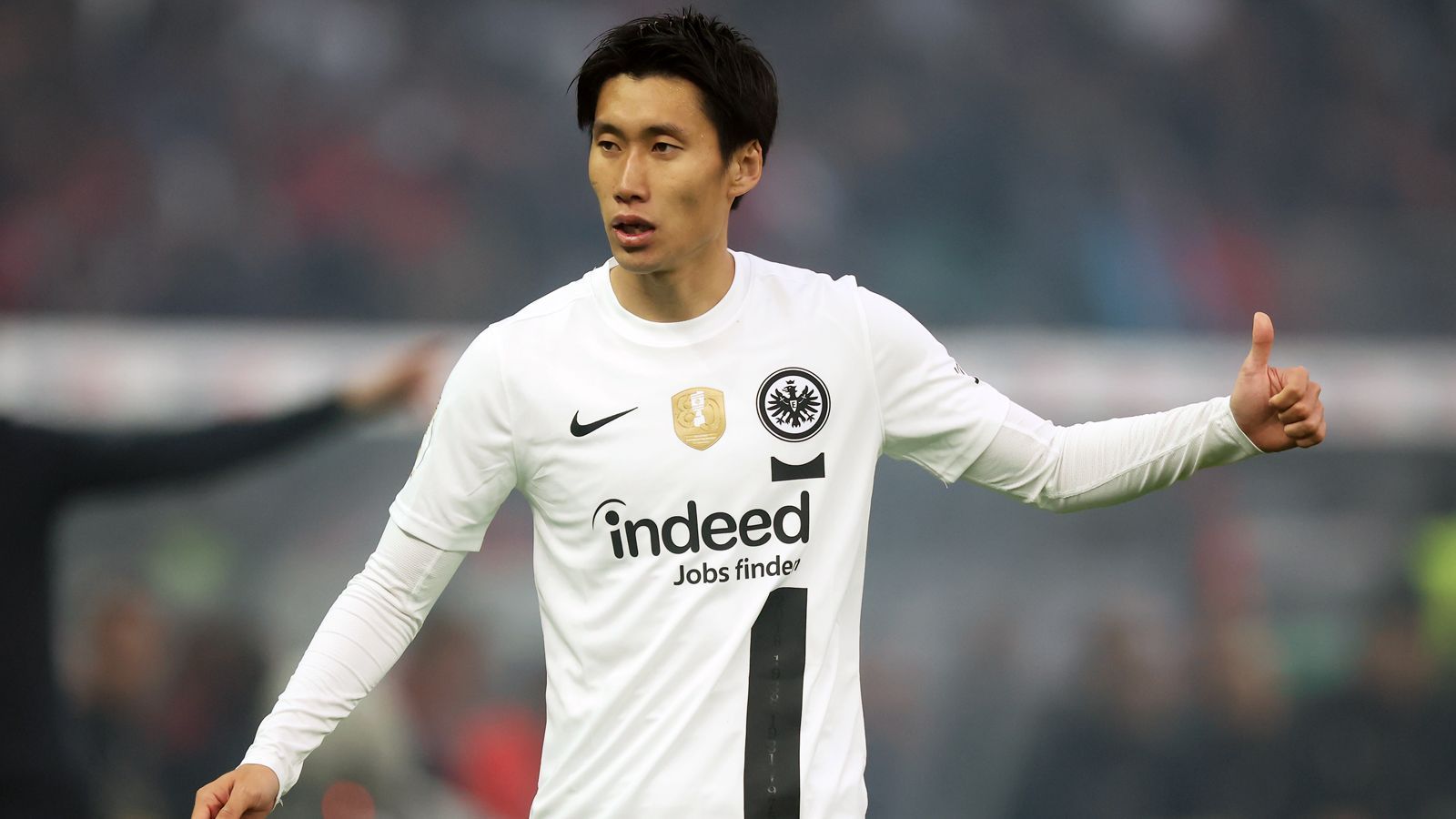 
                <strong>Platz 1: Daichi Kamada</strong><br>
                &#x2022; Marktwert: 27 Millionen Euro<br>&#x2022; Zuletzt bei: Eintracht Frankfurt<br>&#x2022; Position: Offensiver Mittelfeldspieler<br>&#x2022; Alter: 26 Jahre<br>
              