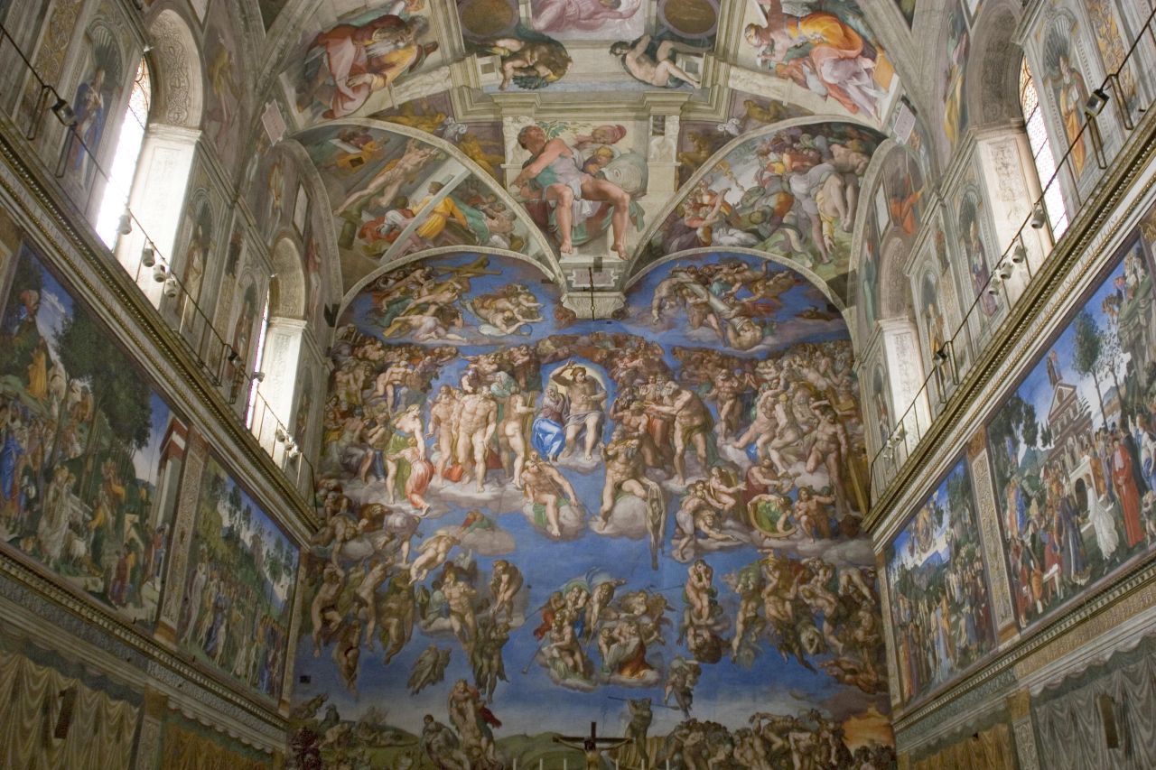 Ebenfalls ein verbotenes Foto: Das Wandgemälde "Das Jüngste Gericht" in der Sixtinischen Kapelle des Vatikans in Rom. Aber: Mit Genehmigung darfst du versuchen, es mit Bleistift nachzuzeichnen. Viel Erfolg...