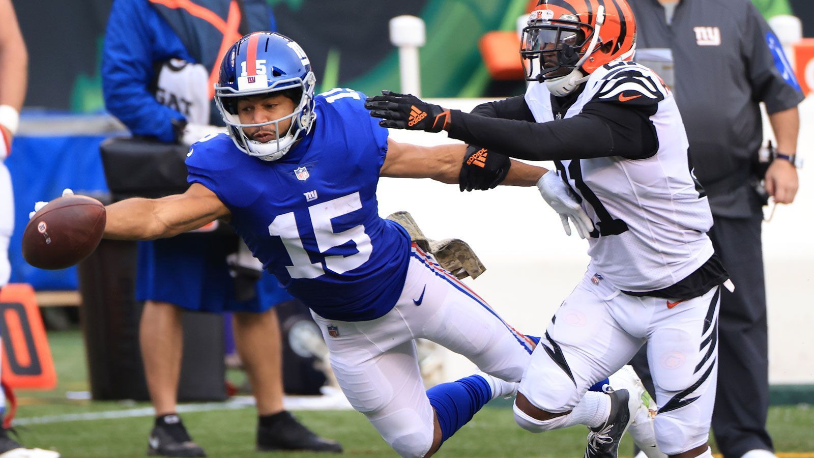 
                <strong>Golden Tate (Wide Receiver)</strong><br>
                &#x2022; Letztes Team: New York Giants - <br>&#x2022; Status: Unrestricted Free Agent - <br>&#x2022; Letztes Gehalt (Saison 2020): 7.975.000 Dollar - <br>&#x2022; Alter: 33 Jahre<br>
              
