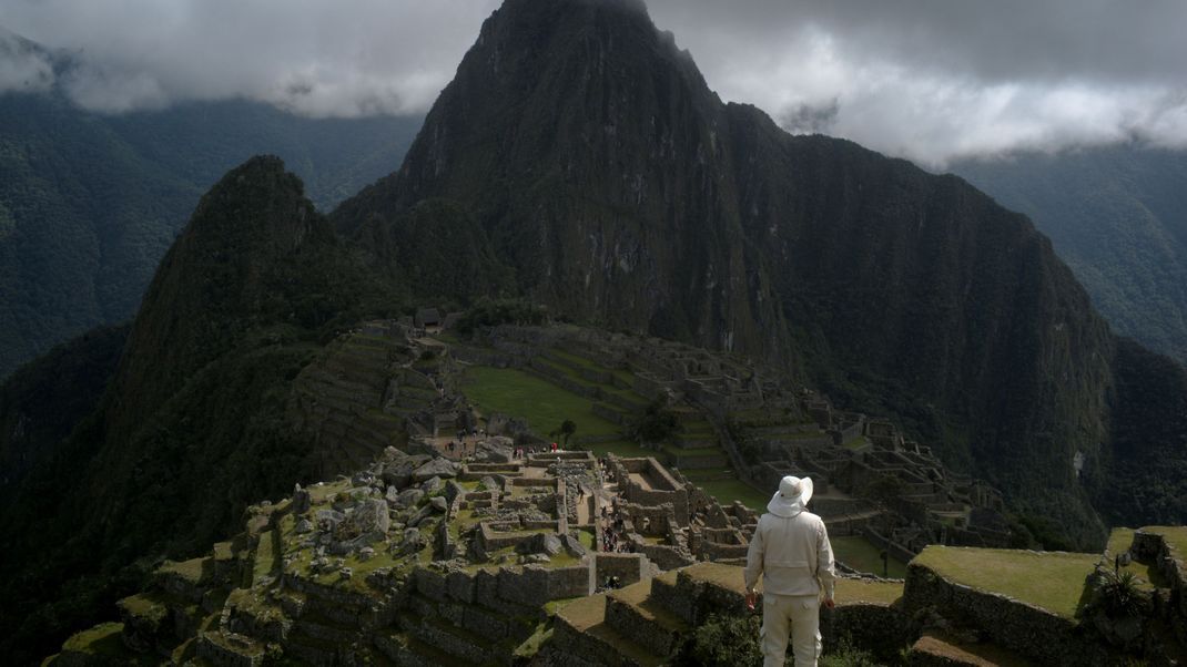 Teile der Inka-Stätte Machu Picchu (Peru) wurden vorsorglich aufgrund von Erosionen mehrerer Steinstrukturen für Besucher:innen gesperrt.