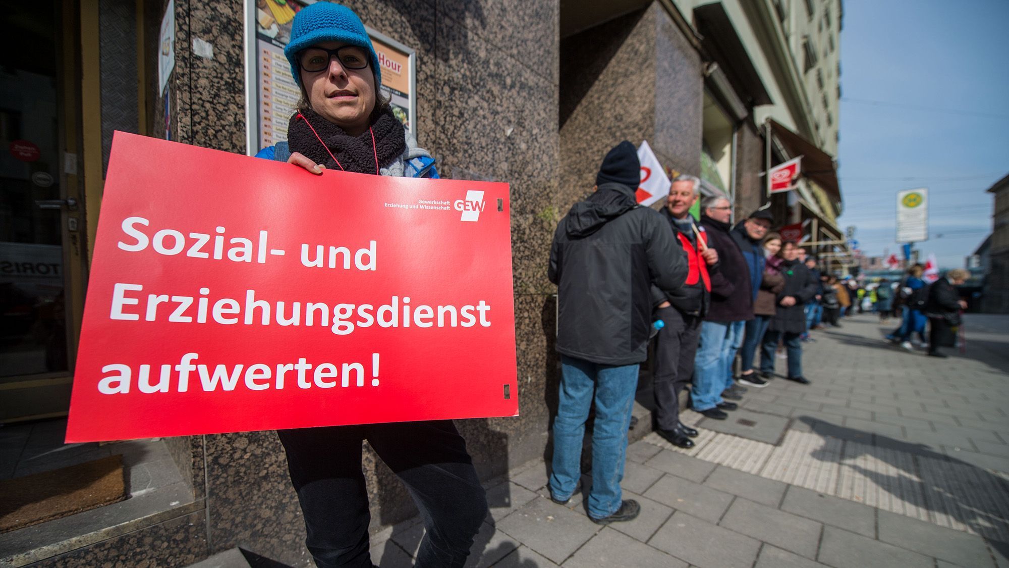 Zahl unbesetzter Stellen im öffentlichen Dienst steigt