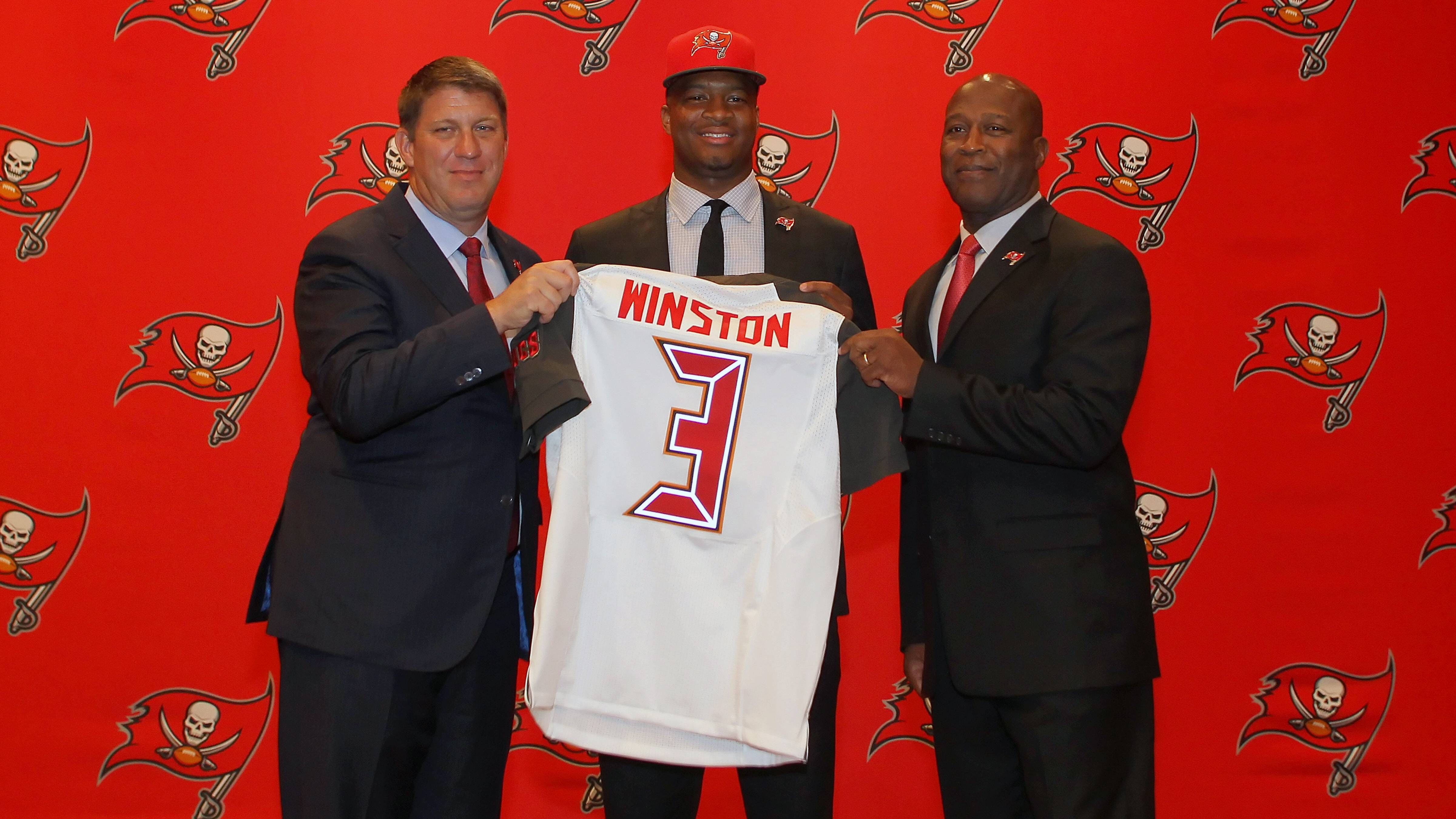 <strong>Jameis Winston - 2015</strong><br>Position: Quarterback<br>Draft-Team: Tampa Bay Buccaneers<br>Erfolge: Heisman Trophy, Pro Bowl<br>Karriereende: noch aktiv