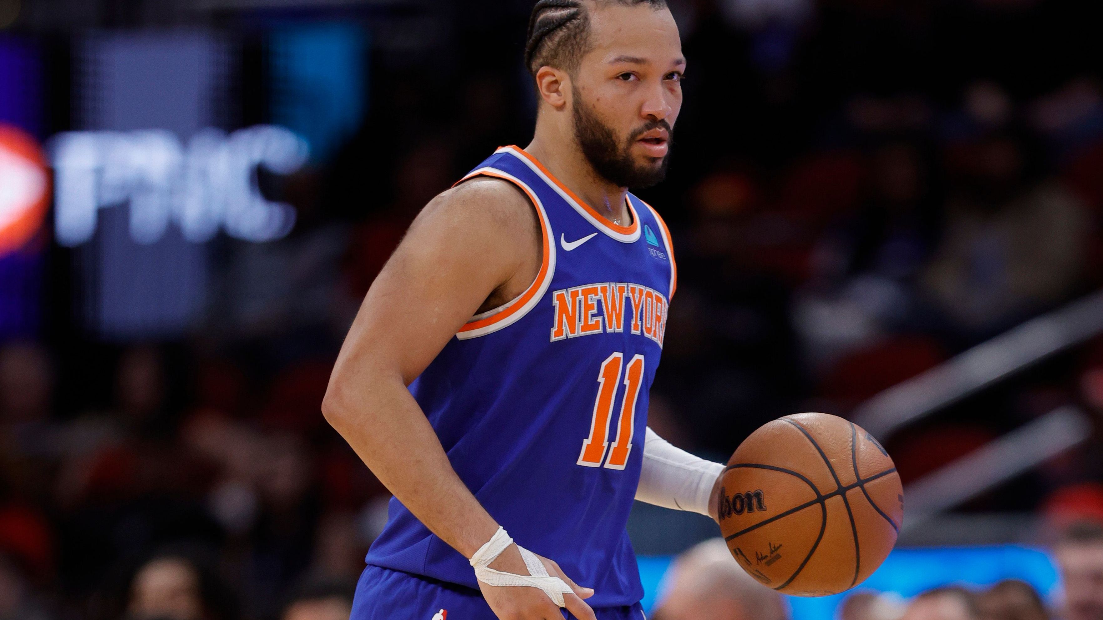 <strong>10. New York Knicks (zuvor Rang 3, 33:22) </strong><br>Die Knicks fallen deutlich ab. Das hat aber vor allem mit den Verletzungsproblemen zu tun. Gerade die Ausfälle von Randle, Robinson und Anunoby tun extrem weh. So sind es fünf Niederlagen aus den vergangenen sechs Spielen. Auch deshalb kommt das All Star Break zur richtigen Zeit.