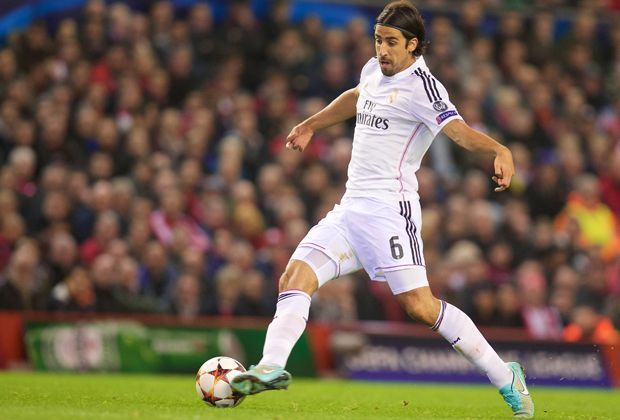
                <strong>September 2014: Muskelbündelriss</strong><br>
                Bis Ende Oktober kann Khedira nicht spielen. Beim Clasico gegen Barcelona kommt der 27-Jährige erstmals wieder zum Einsatz - allerdings nur für drei Minuten. 
              