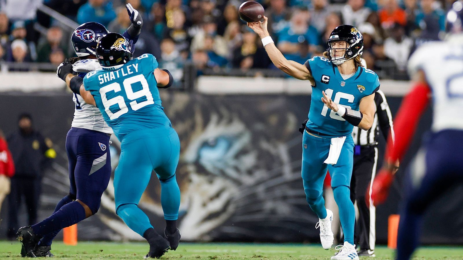 
                <strong>8. Platz (geteilt): Trevor Lawrence</strong><br>
                &#x2022; Position: Quarterback<br>&#x2022; Team: Jacksonville Jaguars<br>&#x2022; Wettquote: +50.000 (100 Dollar Einsatz = 50.000 Dollar Gewinn)<br>
              