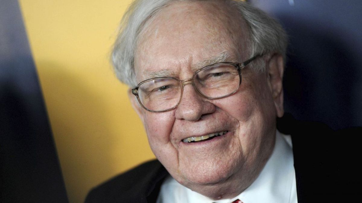 Warren Buffett Teaser 135163987