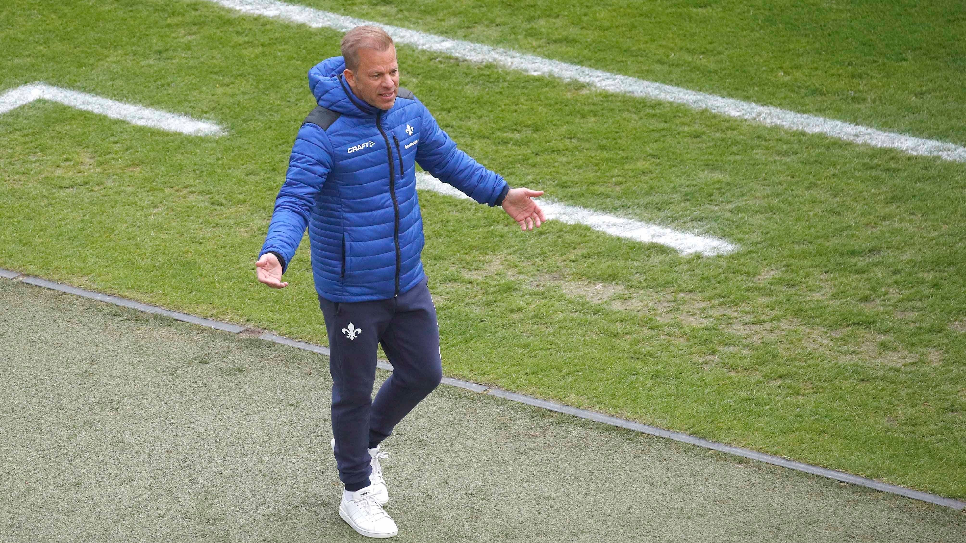 <strong>Juni 2021: SV Darmstadt 98 (Markus Anfang)</strong><br>Die Entwicklungen von Markus Anfang und dem SV Darmstadt waren nach der Trennung im Juni 2021 vollkommen gegensätzlich. Während die Hessen sich aufmachten, die 2. Bundesliga zu erobern und den Aufstieg zu bewerkstelligen, hatte Anfang bei seinem neuen Arbeitgeber Werder Bremen kein Glück. Nach nur 14 Spielen war sein Engagement in Norddeutschland beendet.