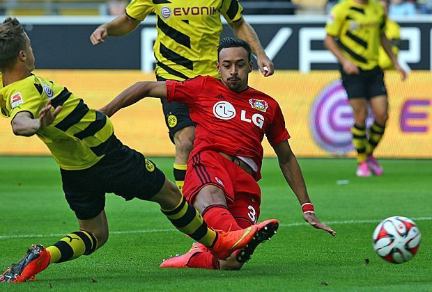 
                <strong>Blitztor der Saison: Karim Bellarabi</strong><br>
                Karim Bellarabi ist einer der Shootingstars in dieser Saison in der Bundesliga. Der Offensivspieler von Bayer Leverkusen avancierte zum Nationalspieler - und zum Schützen des schnellsten Tores der Bundesliga-Geschichte, das am ersten Spieltag bereits nach neun Sekunden fiel.
              