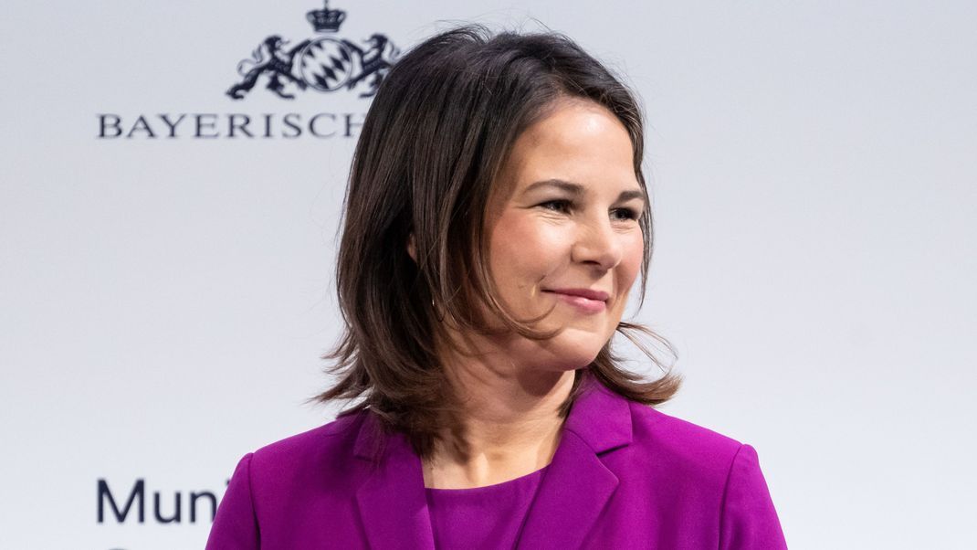 Außenministerin Annalena Baerbock (Bündnis 90/Die Grünen) beabsichtigt, ein neues Amt einzuführen- eine "Botschafterin für feministische Außenpolitik“.
