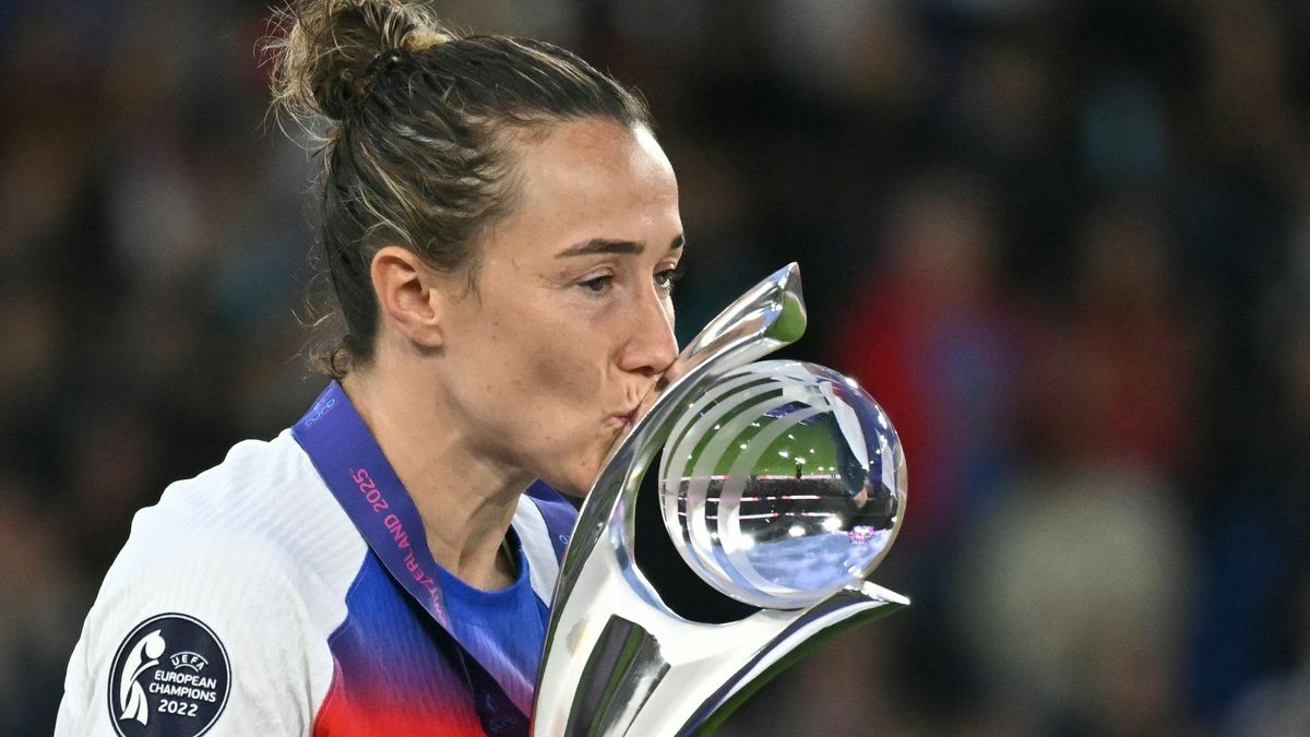 Bronze jubelt mit England