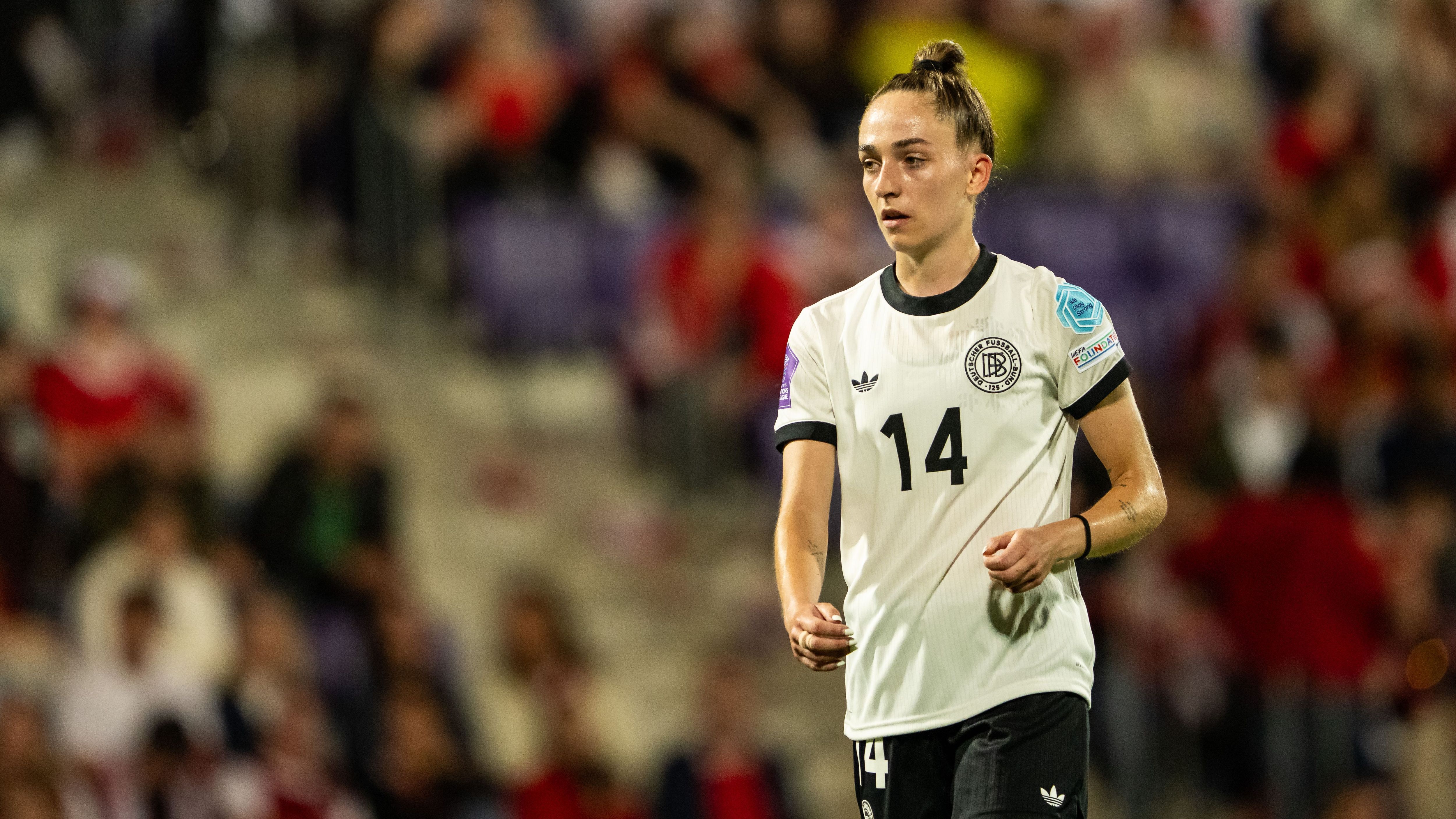 <strong>Sophia Kleinherne</strong><br>Position: Abwehr<br>Verein: Eintracht Frankfurt<br>Länderspiele: 34